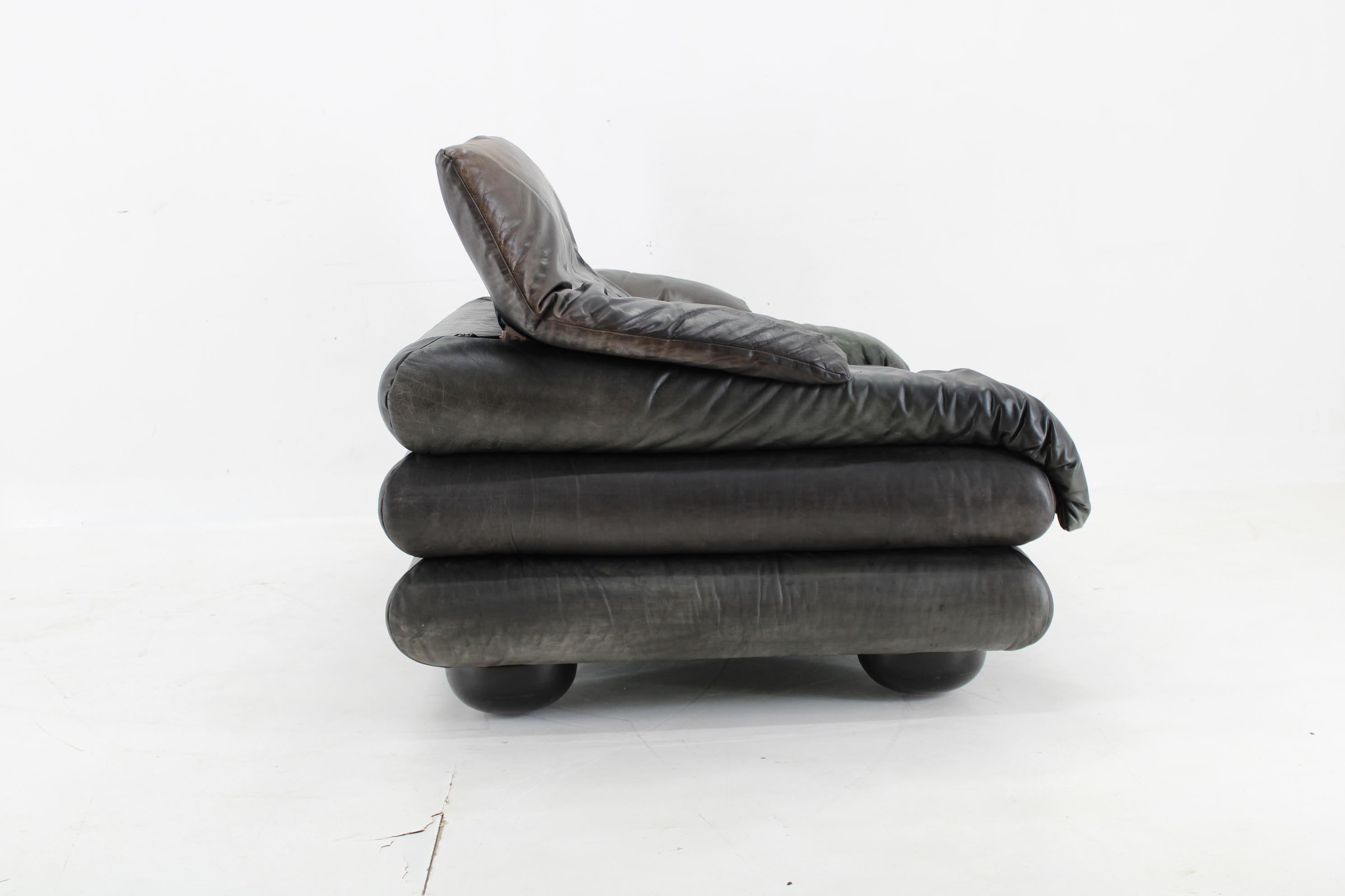1970s Adjustable Wiener Werkstätte Brutalist Two-seater Leather Sofa 2