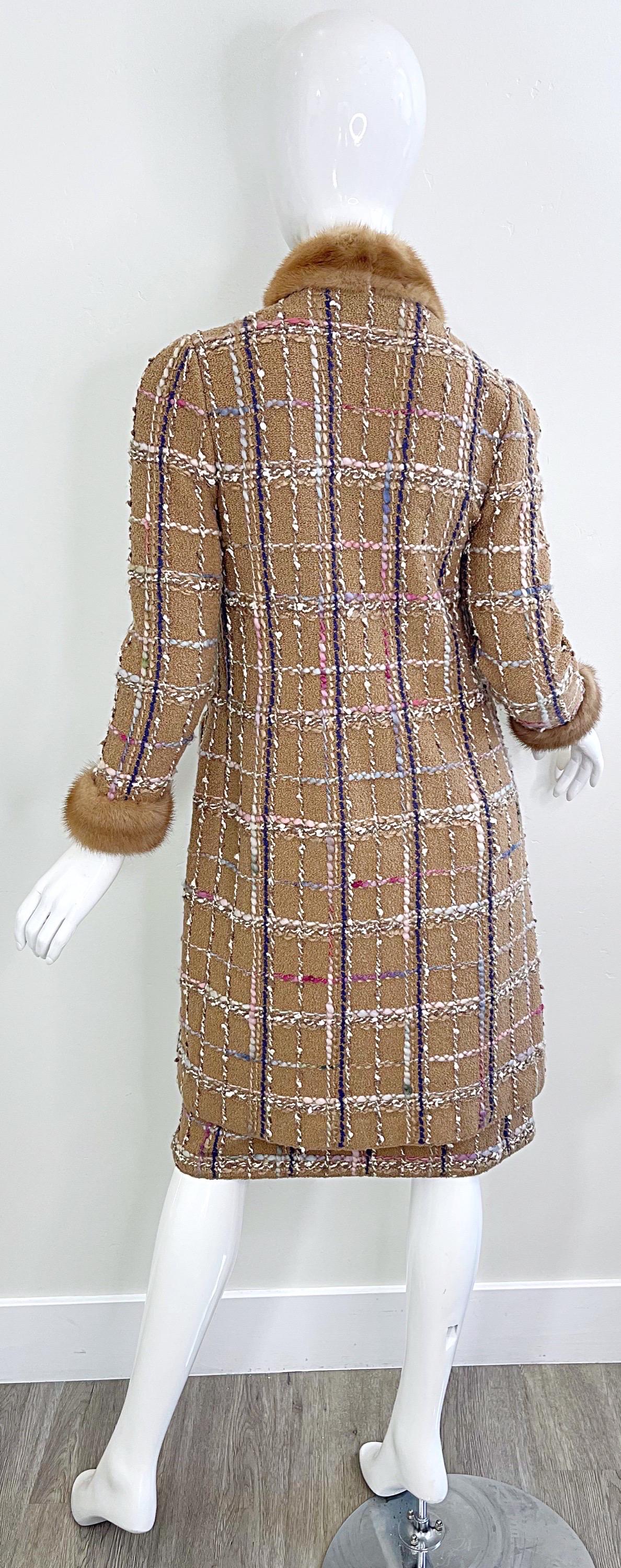 1970s Adolfo at Saks Fifth Avenue Camel Wool Tweed Skirt Suit with Mink Fur Trim For Sale 7
