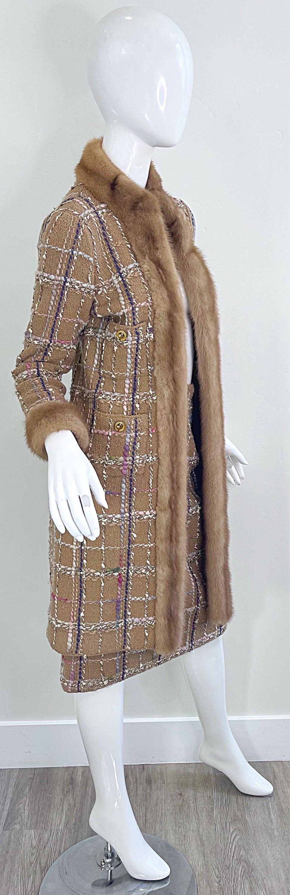 1970s Adolfo at Saks Fifth Avenue Camel Wool Tweed Skirt Suit with Mink Fur Trim For Sale 1