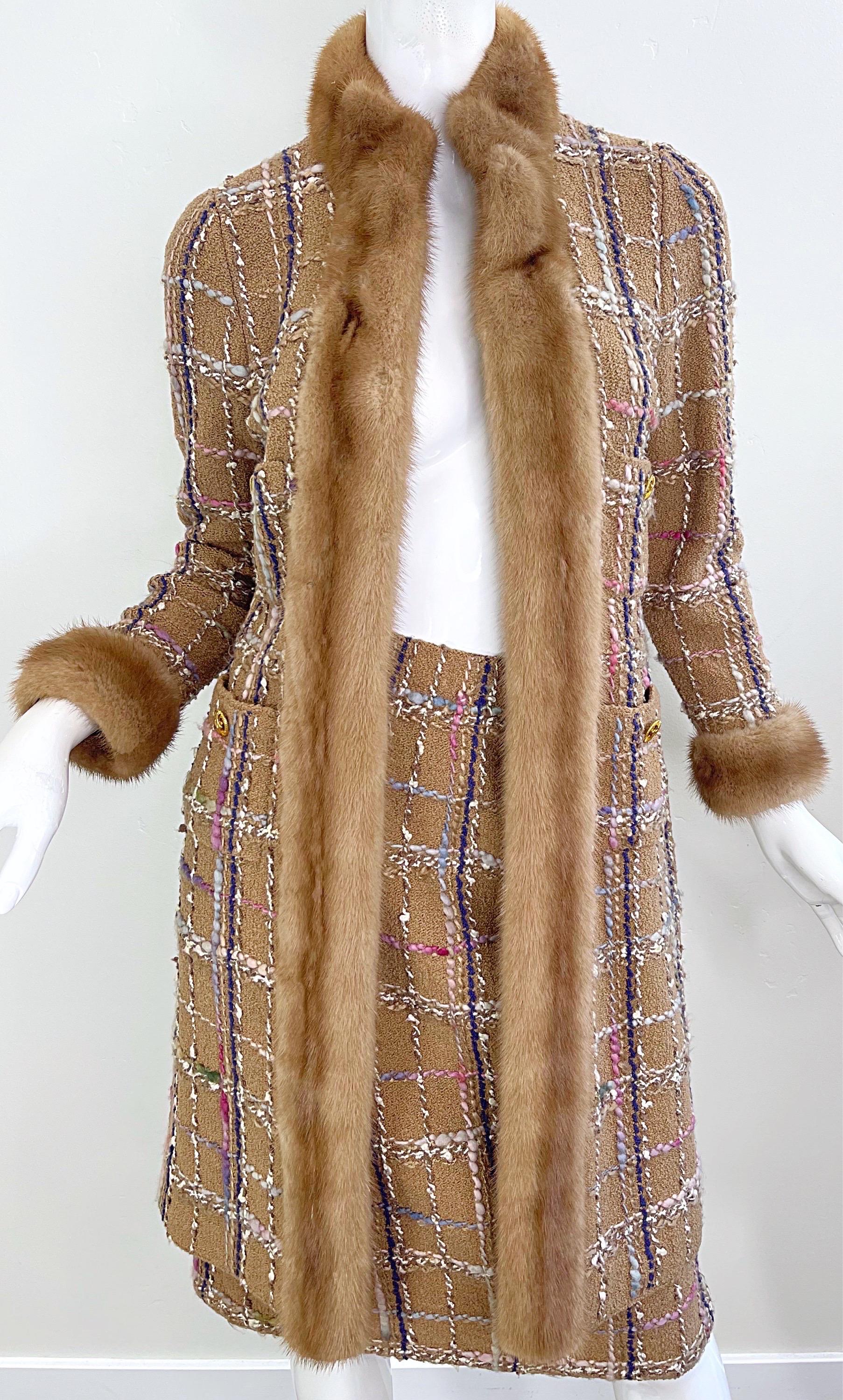 1970s Adolfo at Saks Fifth Avenue Camel Wool Tweed Skirt Suit with Mink Fur Trim For Sale 2