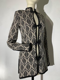 1970s Adolfo Black/White Arabesque Pattern Knit Tunic Jacket w Frog Closures