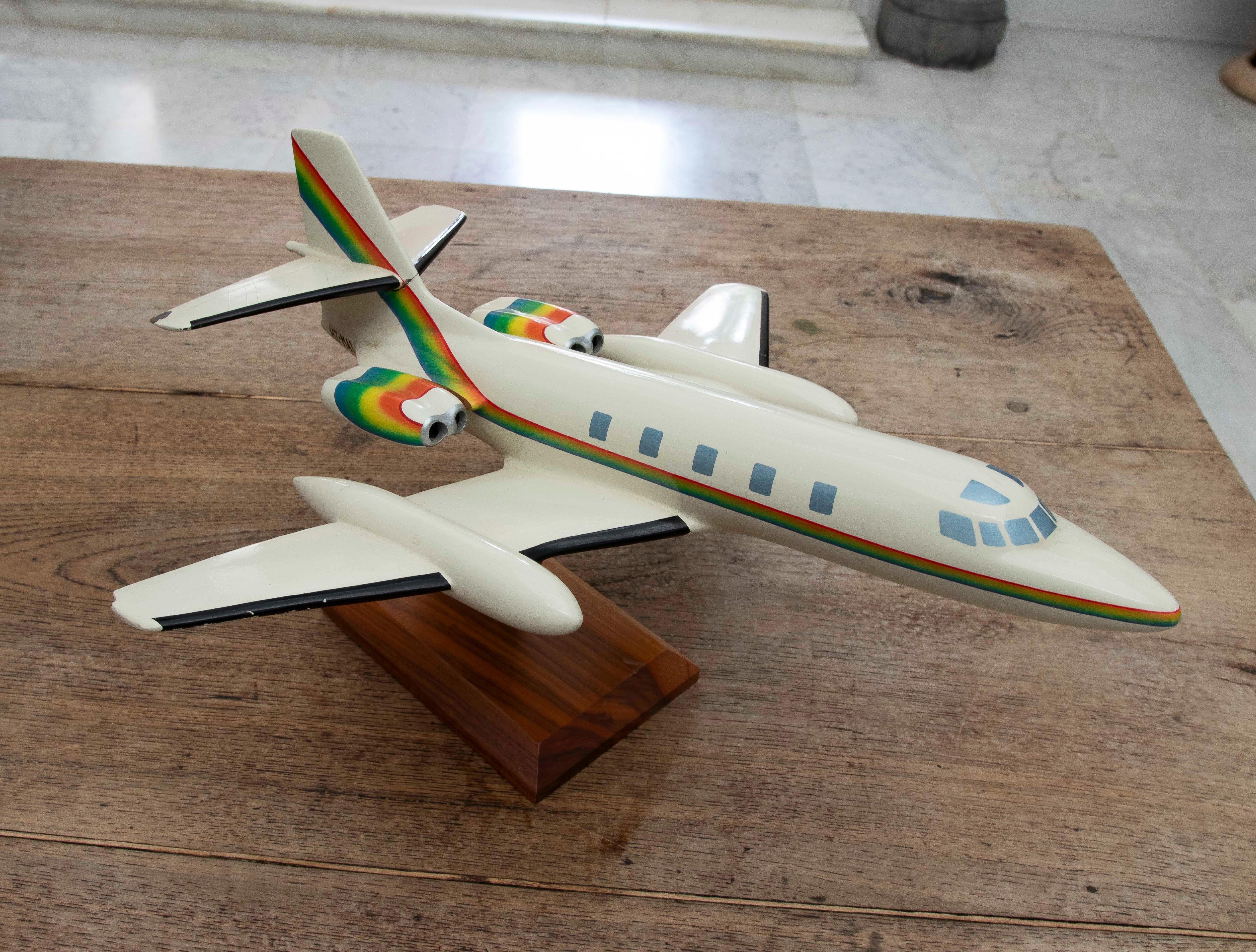 Américain Modèle d'avion des années 1970 en résine laquée de la Maison Micro West INC en vente