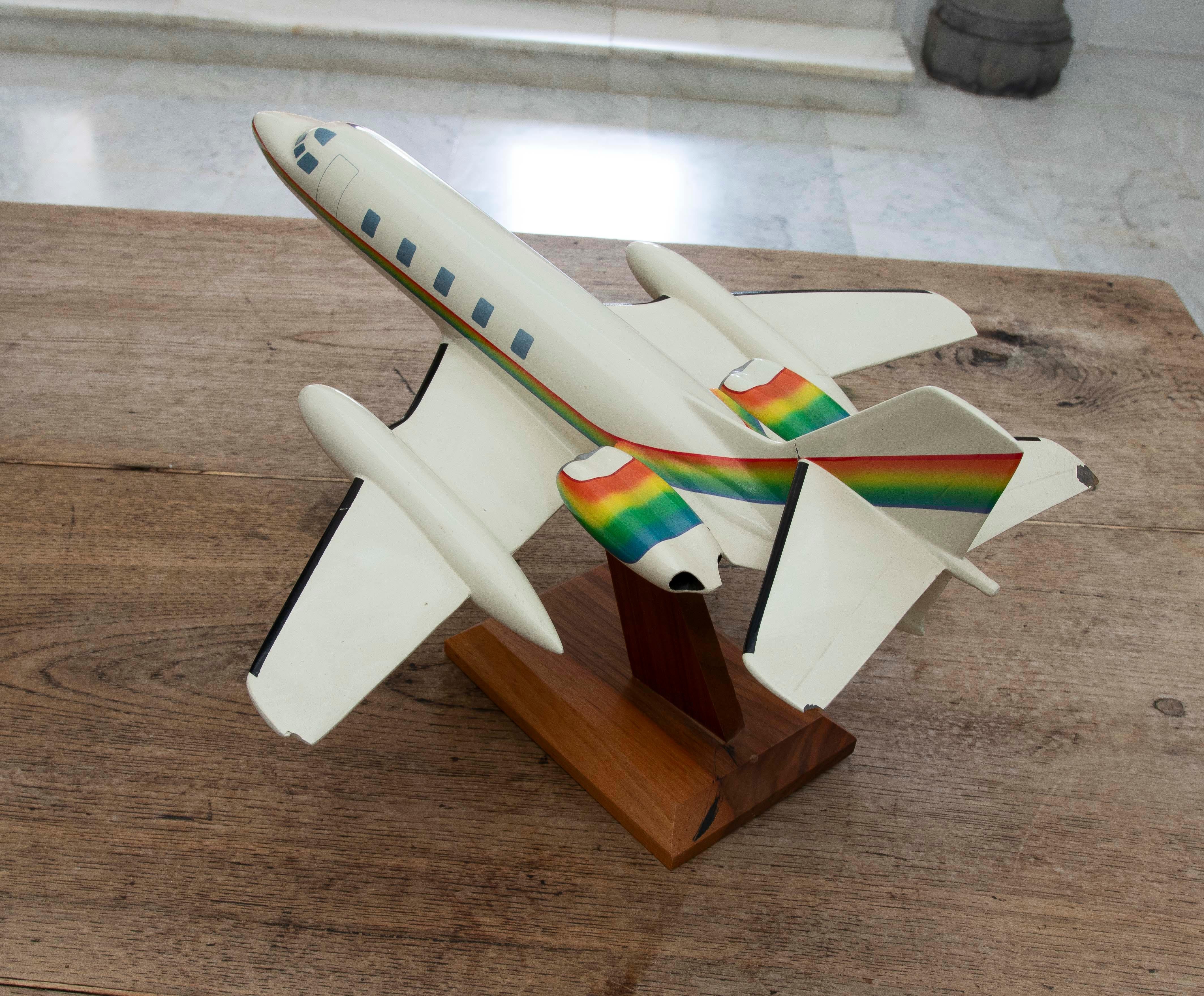 Modèle d'avion des années 1970 en résine laquée de la Maison Micro West INC Bon état - En vente à Marbella, ES