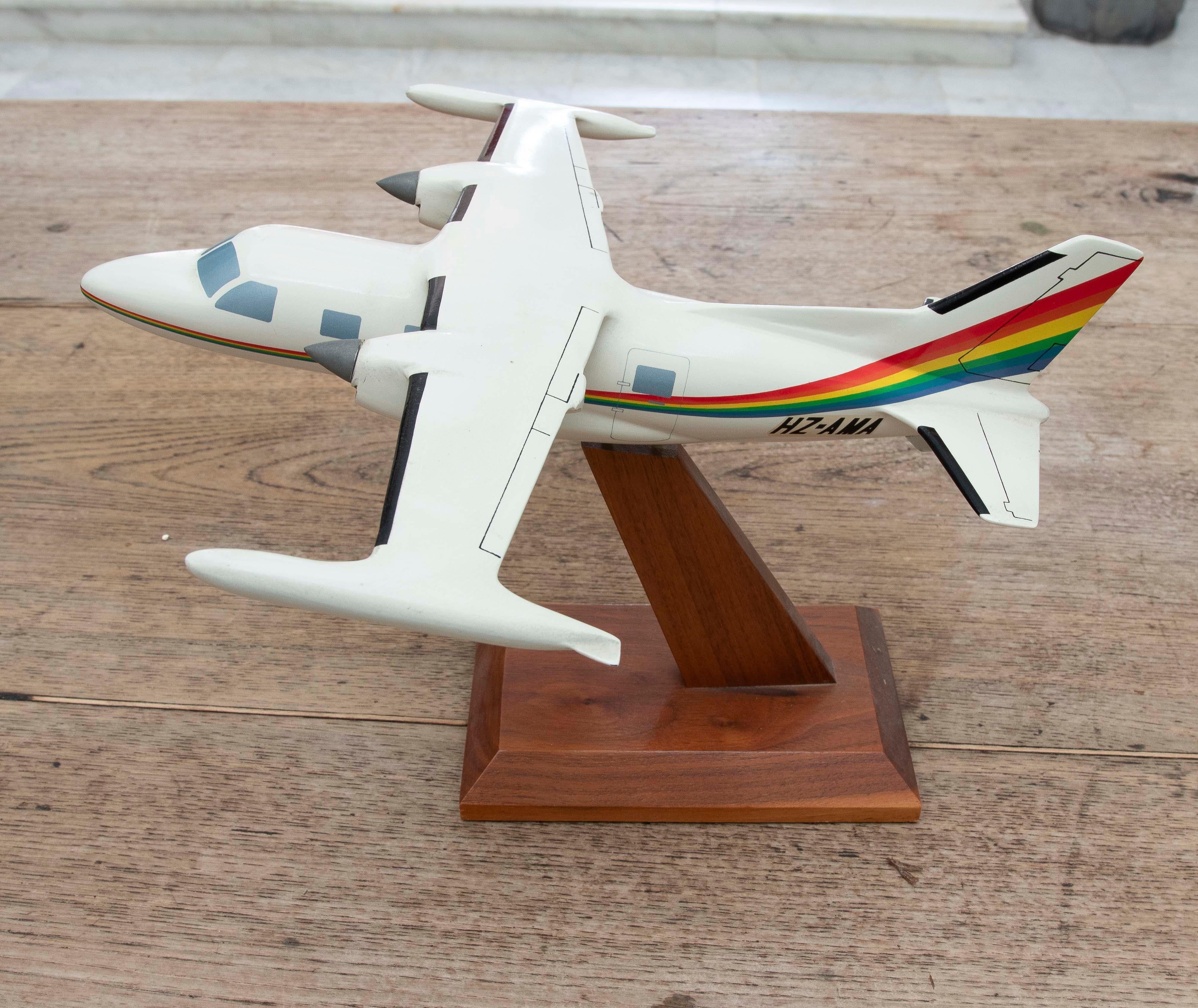 Modèle d'avion des années 1970 en résine laquée de la Maison Micro West INC Bon état - En vente à Marbella, ES