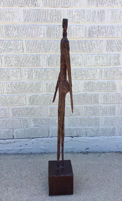 Statua in metallo in stile brutalista alla Alberto Giacometti degli anni ’70