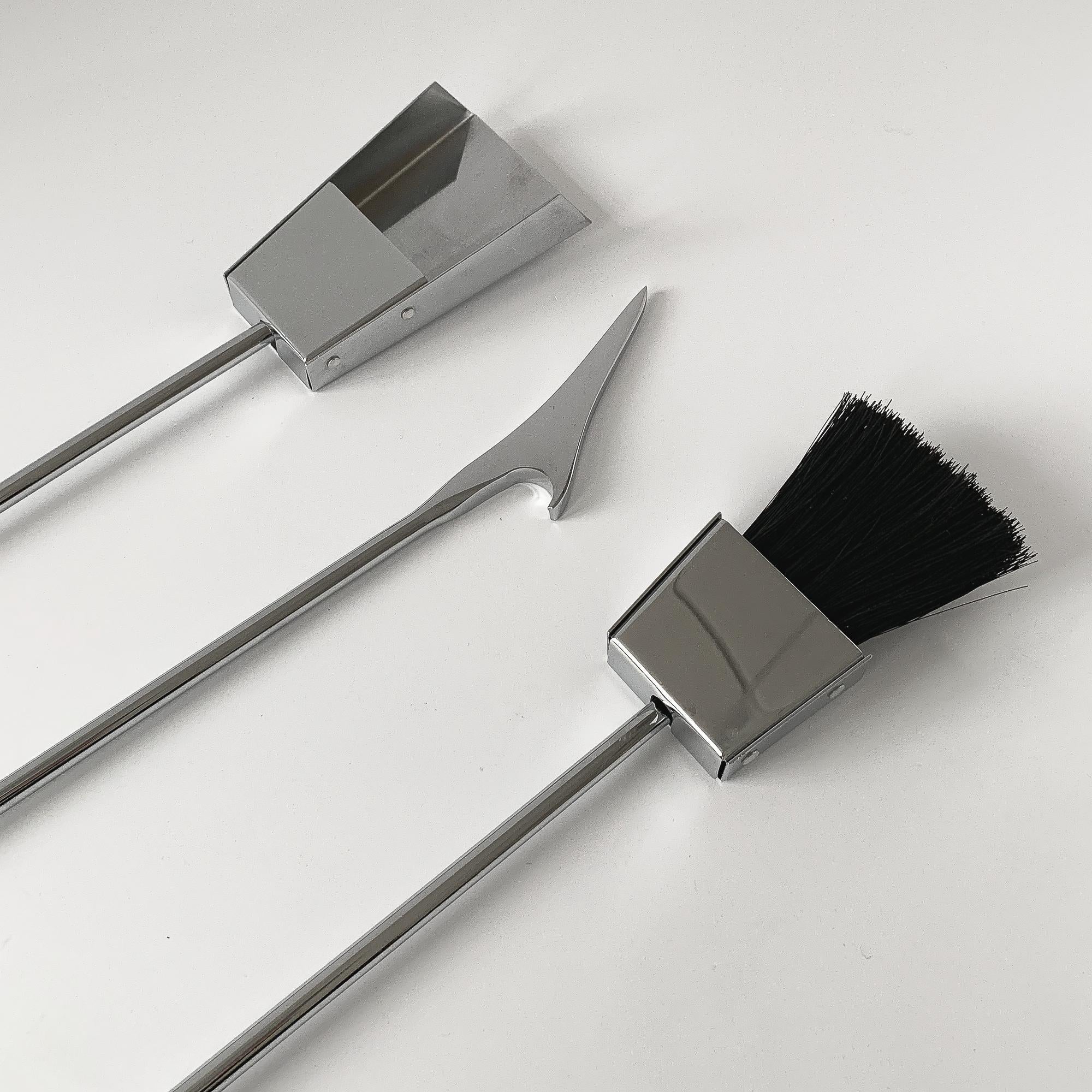 1970s Albrizzi Lucite and Chrome Fireplace Tools 1
