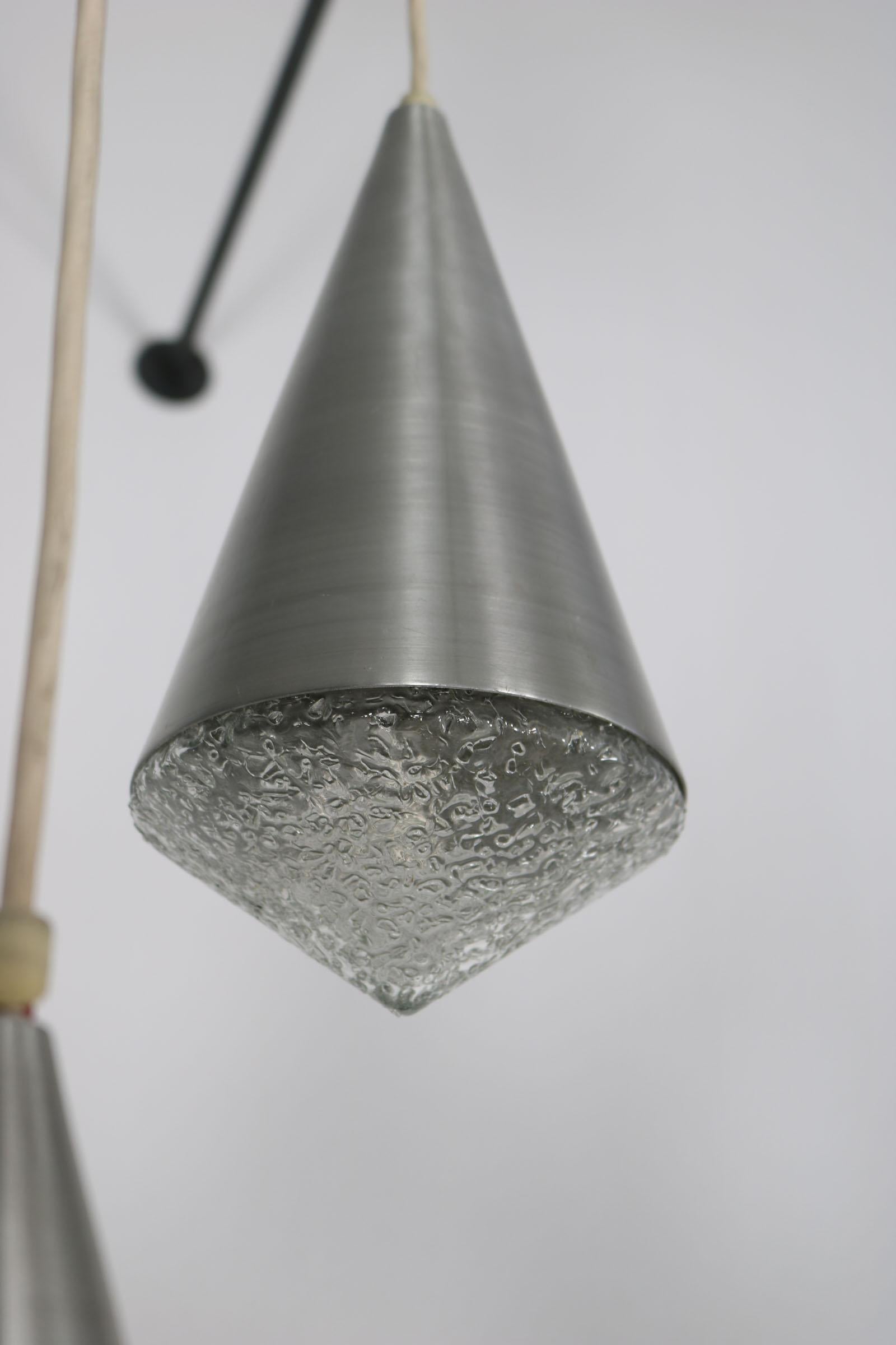 Vetro Lampada a sospensione a cascata in alluminio con vetro di cristallo, Germania, anni '70 in vendita