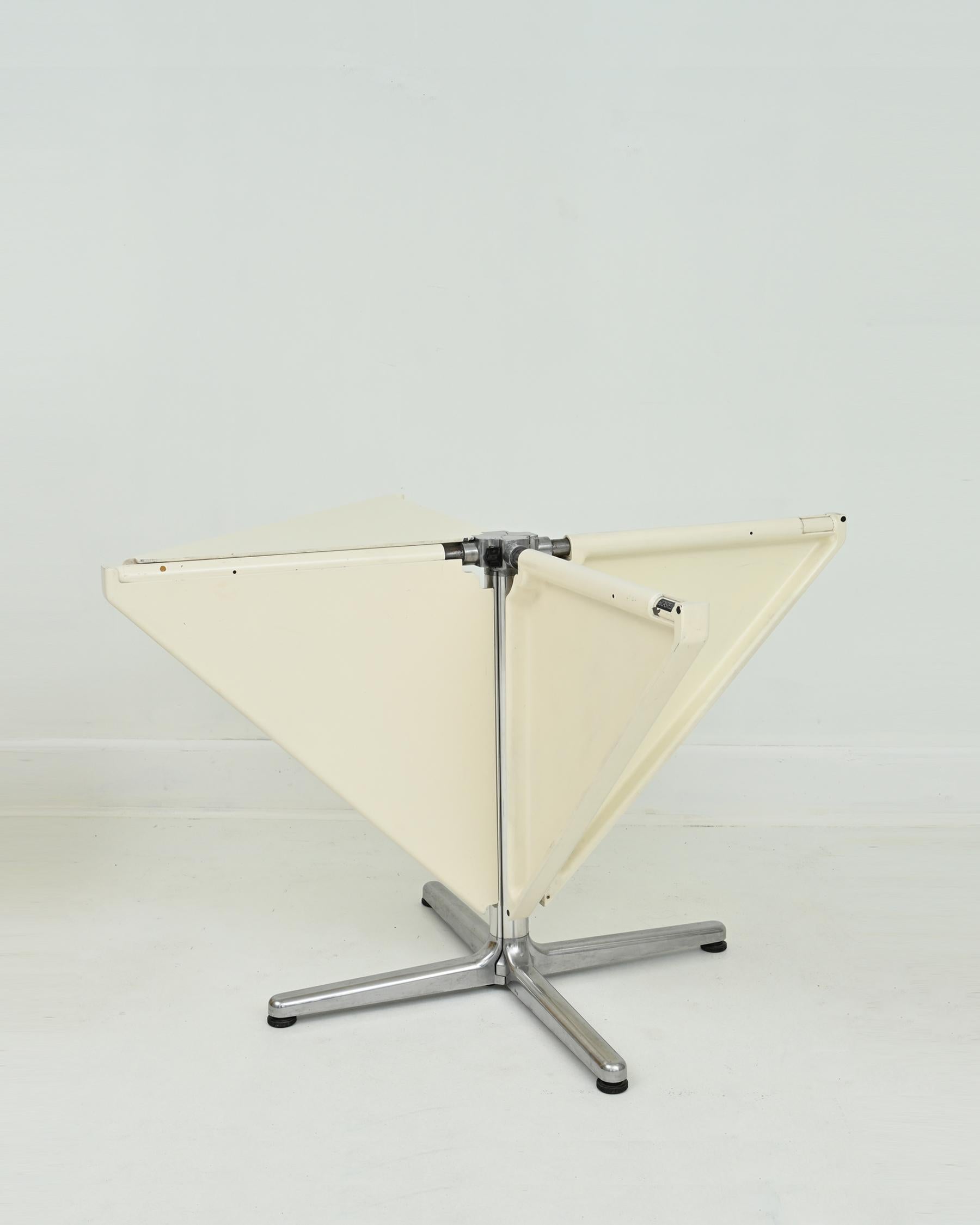 Late 20th Century 1970s Aluminum Cream Plano Folding Table by Giancarlo Piretti for Castelli For Sale