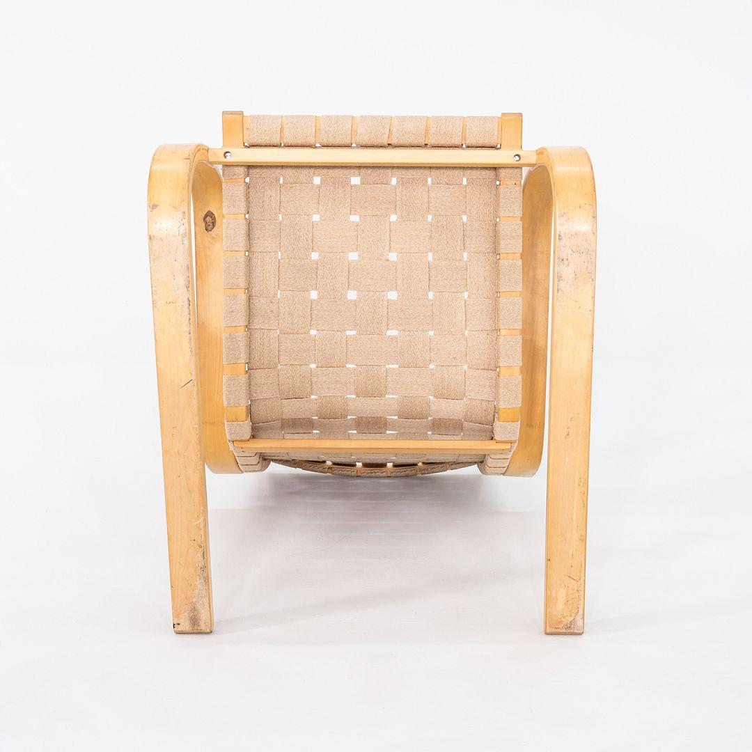 Alvar Aalto e Aino Aalto per Artek / ICF 406 Lounge Chair in Beeche con fettuccia degli anni '70 in vendita 3