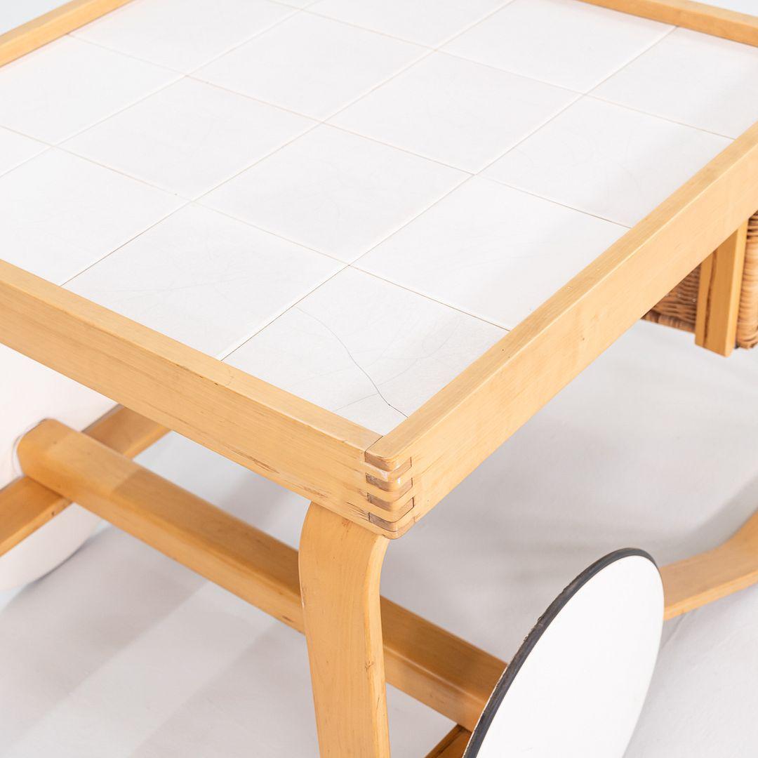 Alvar und Aino Aalto für Artek, Teewagen aus Birke mit Keramikfliesen, 1970er Jahre im Angebot 4