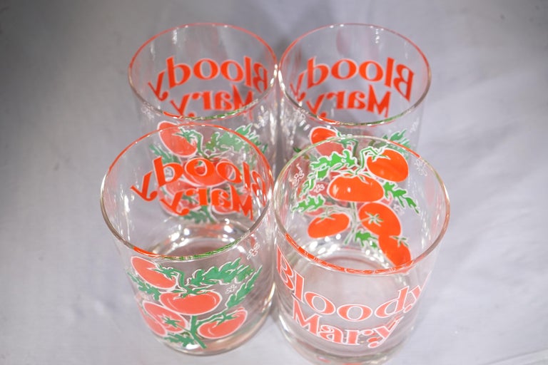 https://a.1stdibscdn.com/1970s-american-5-piece-bloody-mary-glassware-set-by-culver-for-sale-picture-5/f_8303/1588871102420/DSC02141_master.jpg?width=768