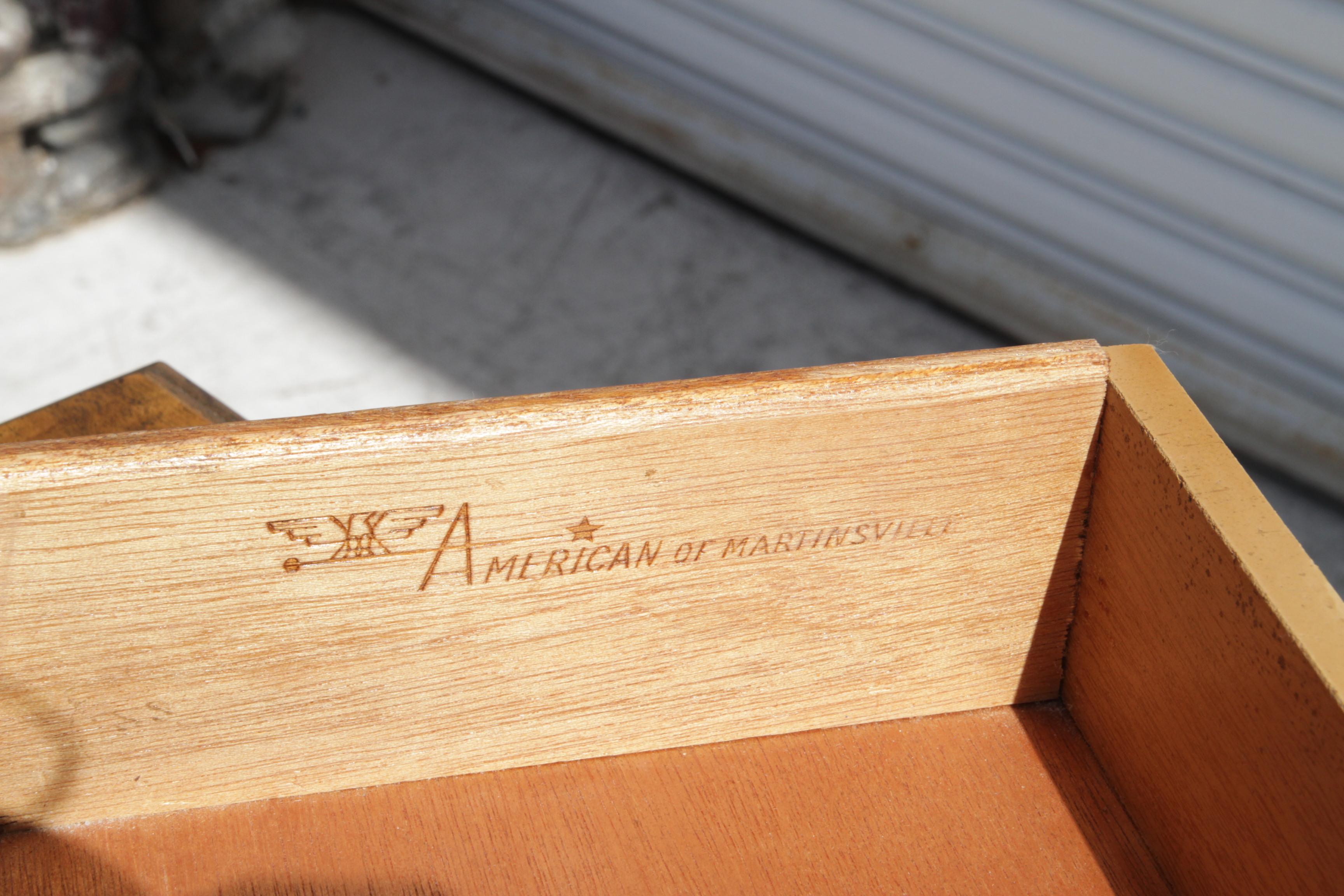 Amerikanischer Schreibtisch aus Wurzelholz im Queen Anne-Stil von Martinsville, 1970er Jahre im Angebot 6