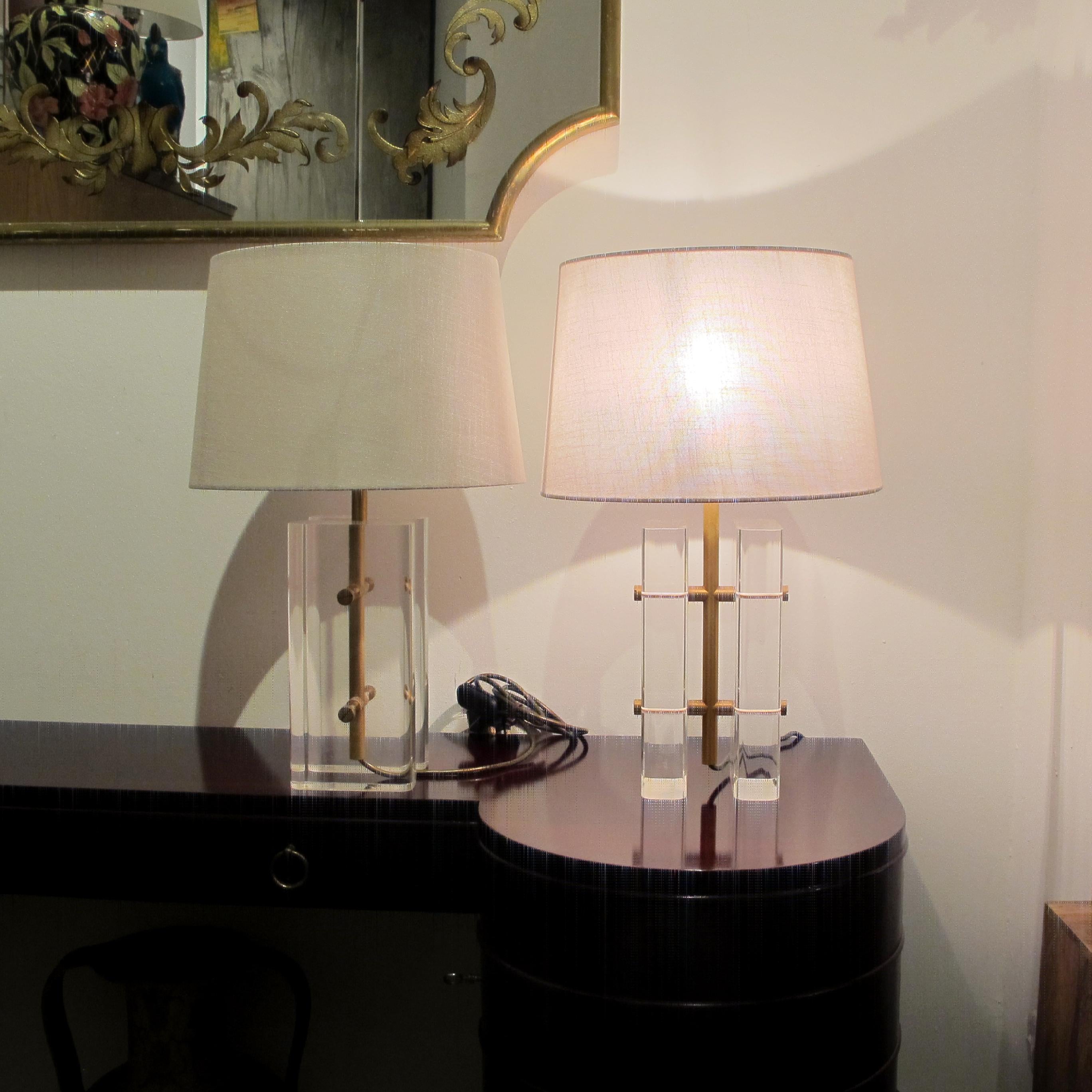 1970s American Pair of Lucite Table lamps attributed to Charles Hollis Jones For Sale 5