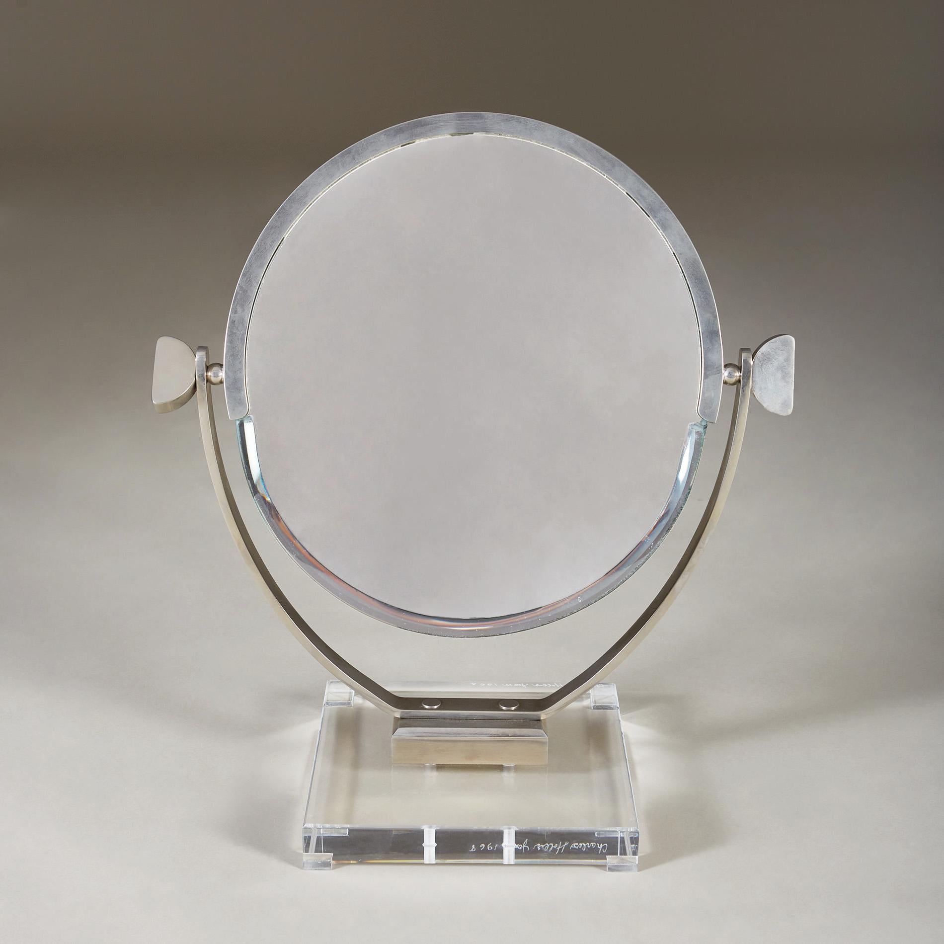 Polished nickel and Lucite two sided mirror, signed Charles Hollis Jones 1968 In Good Condition For Sale In London, GB