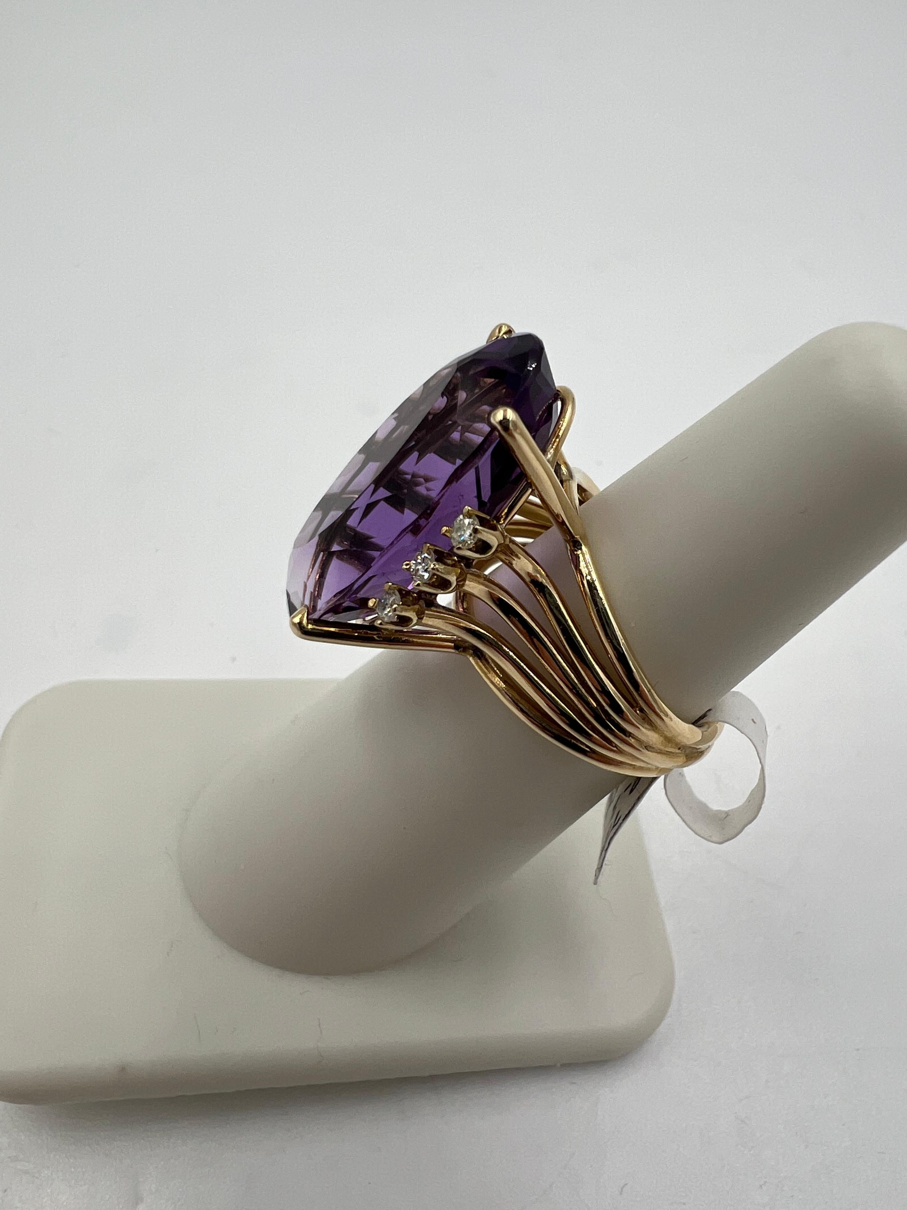 1970s Amethyst Diamond Yellow Gold Cocktail Ring For Sale 1