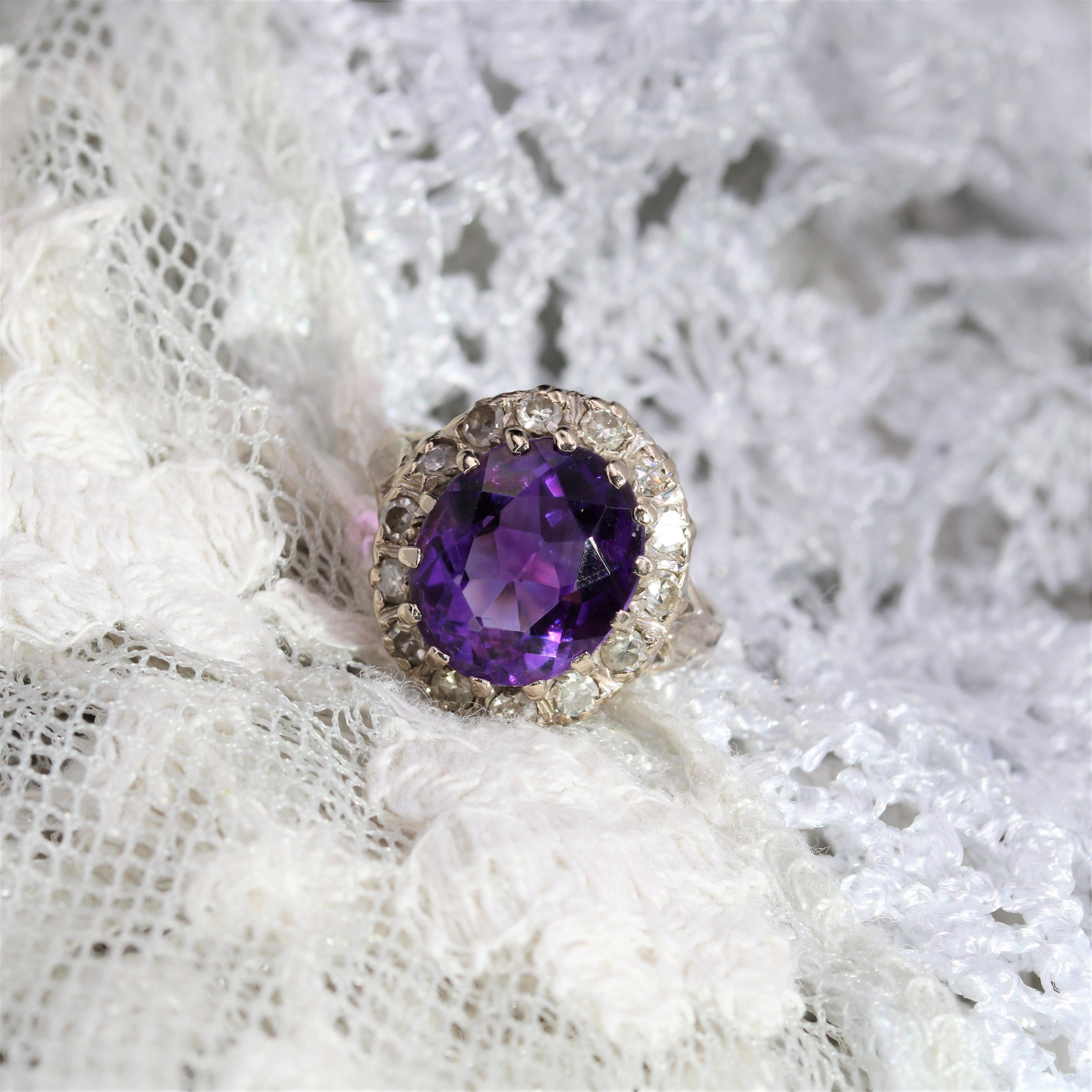 Retro 1970s Amethyst Diamonds 18 Karat White Gold Ring For Sale