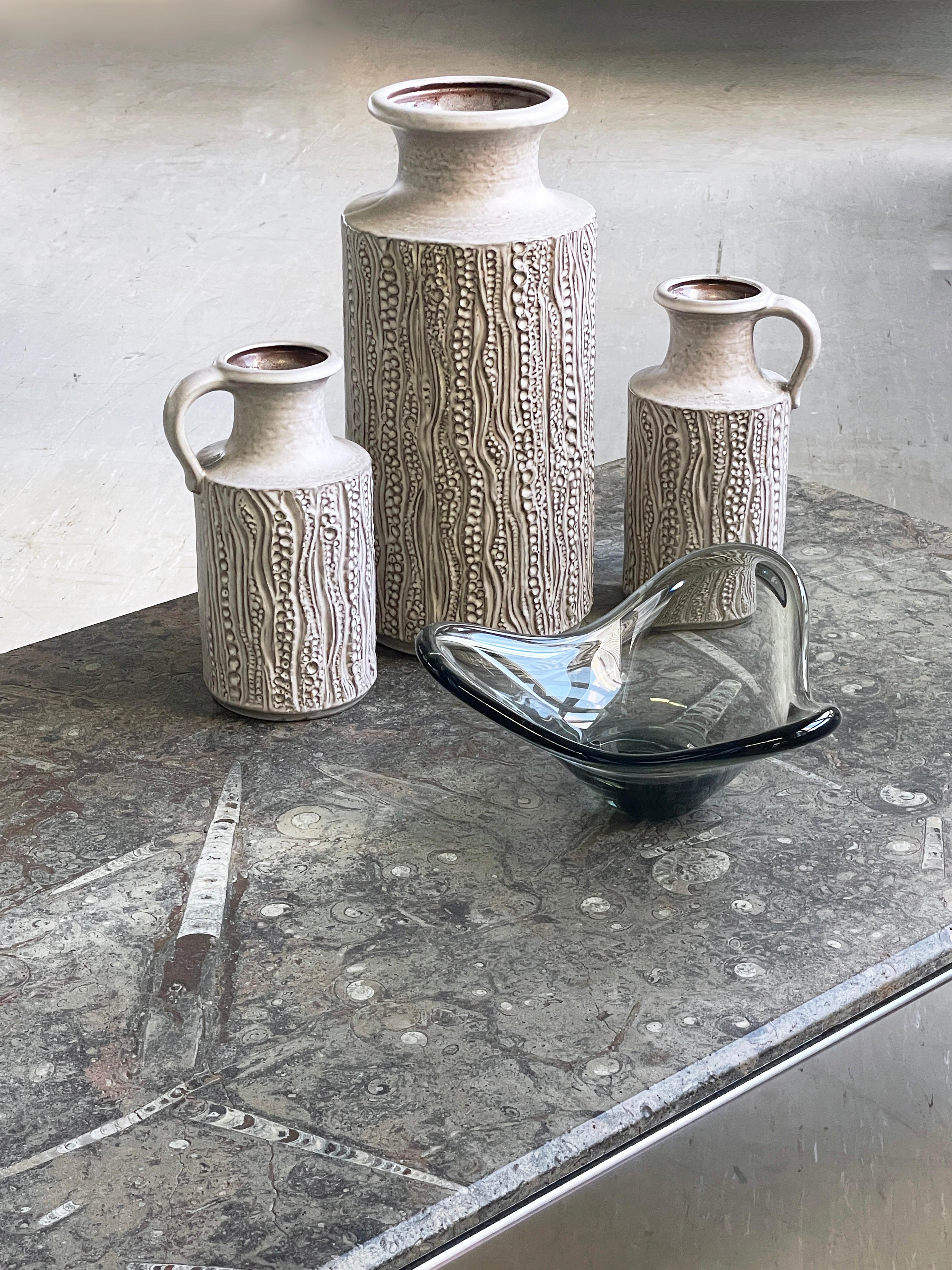 1970's Ammonite and Orthoceras Fossil Lounge Table For Sale 12