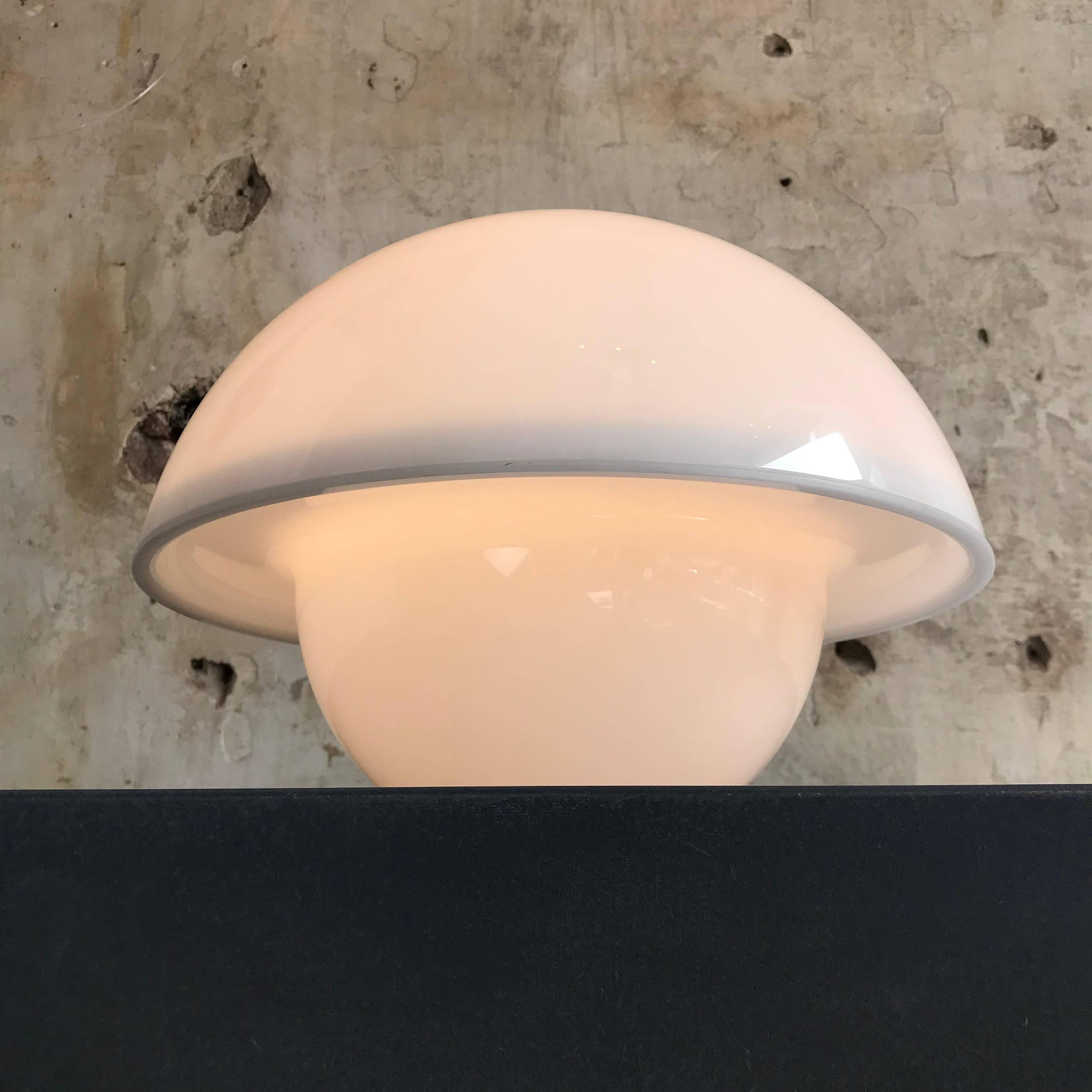 Rare and elegant table lamp 