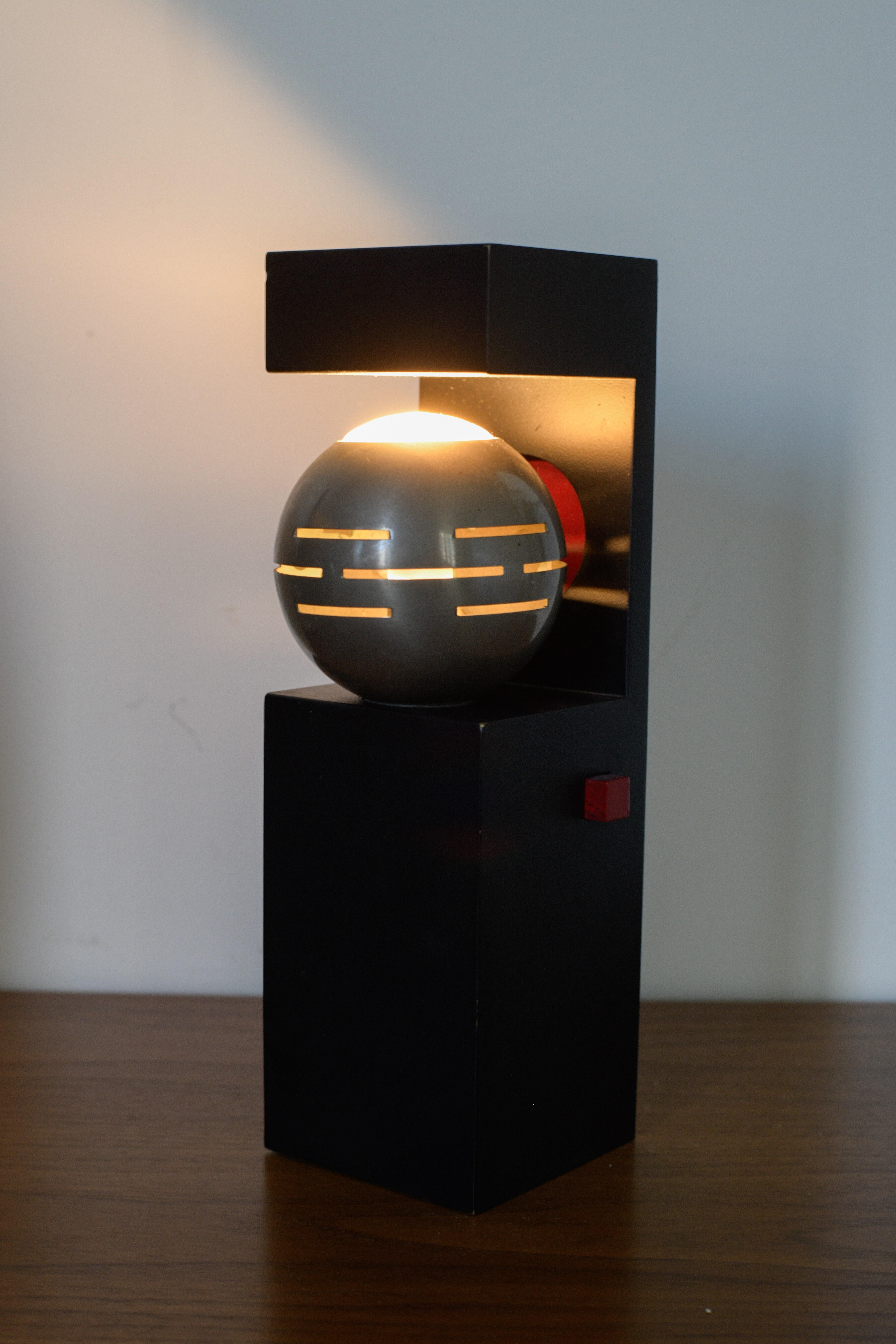 1970s Angelo Lelii Contrast Table Lamp by Arredoluce In Good Condition For Sale In Los Angeles, CA