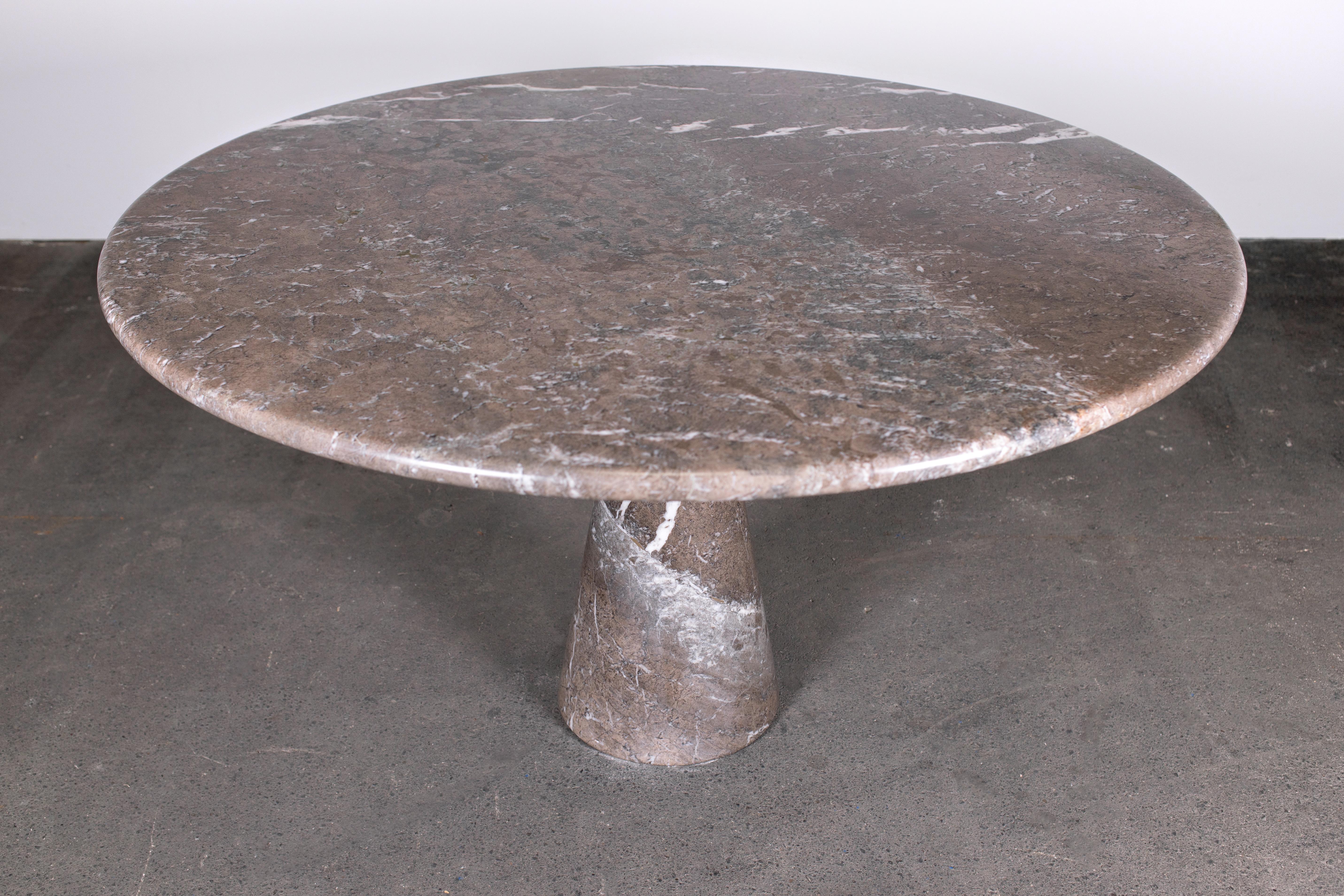 Late 20th Century 1970s Angelo Mangiarotti Dining Table in Mondragone Marble for Skipper, Italy