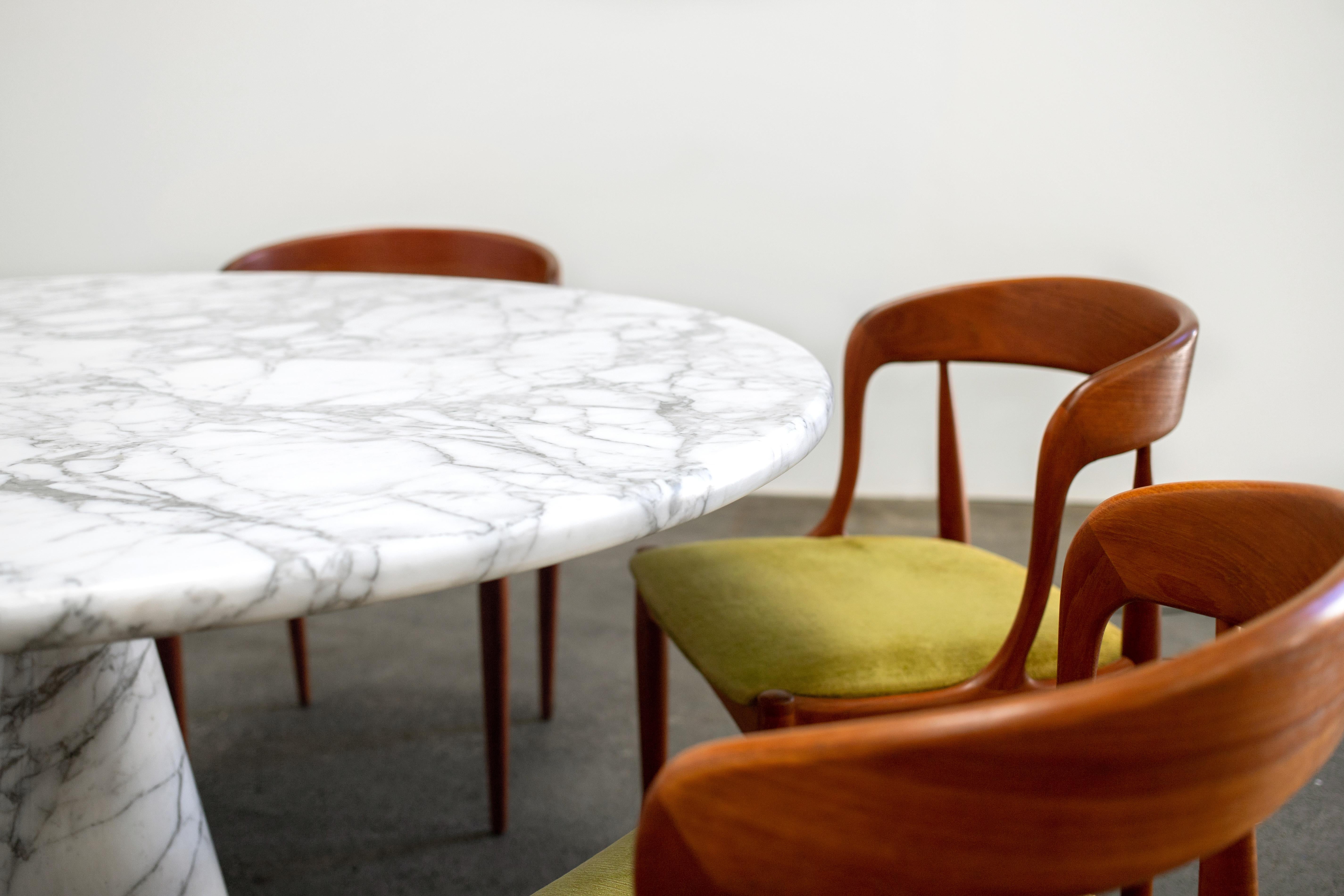 Mesa de comedor Angelo Mangiarotti de los años 70 en mármol blanco de Cararra para Skipper, Italia en venta 10