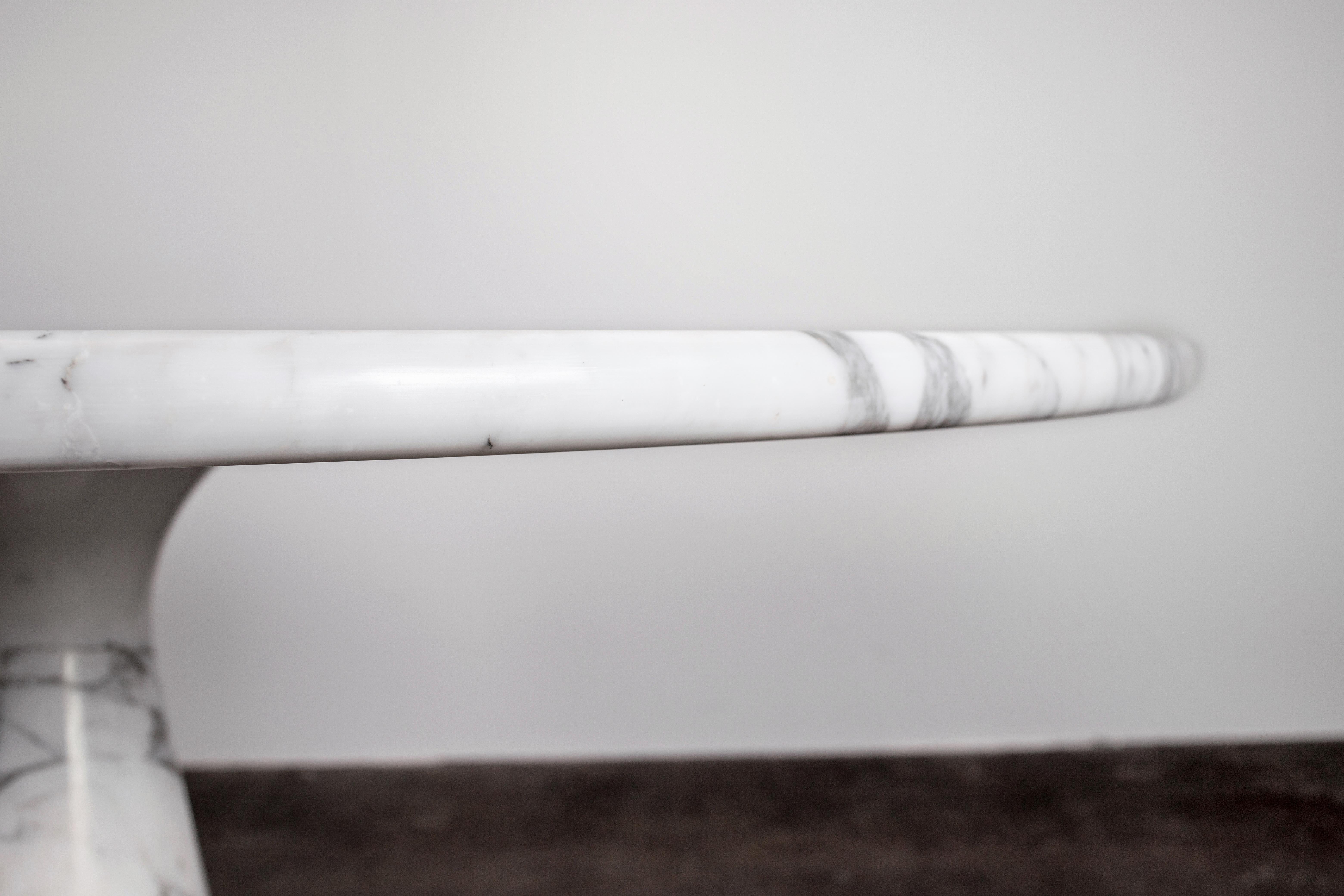 Mesa de comedor Angelo Mangiarotti de los años 70 en mármol blanco de Cararra para Skipper, Italia en venta 2