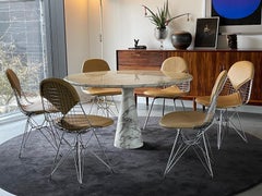 1970s Angelo Mangiarotti white Carrara marble dining table for Skipper, Italy