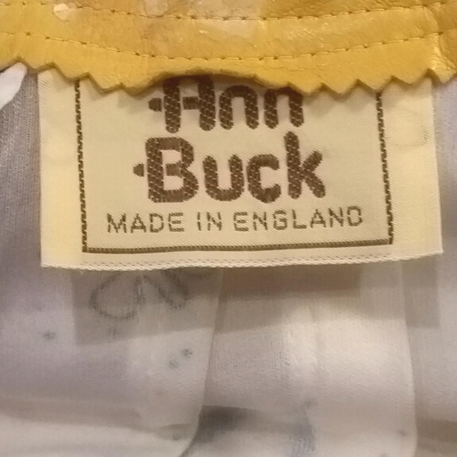 Ann Buck Weißes bedrucktes Jersey-Kleid und Jacke aus den 1970er Jahren im Angebot 4