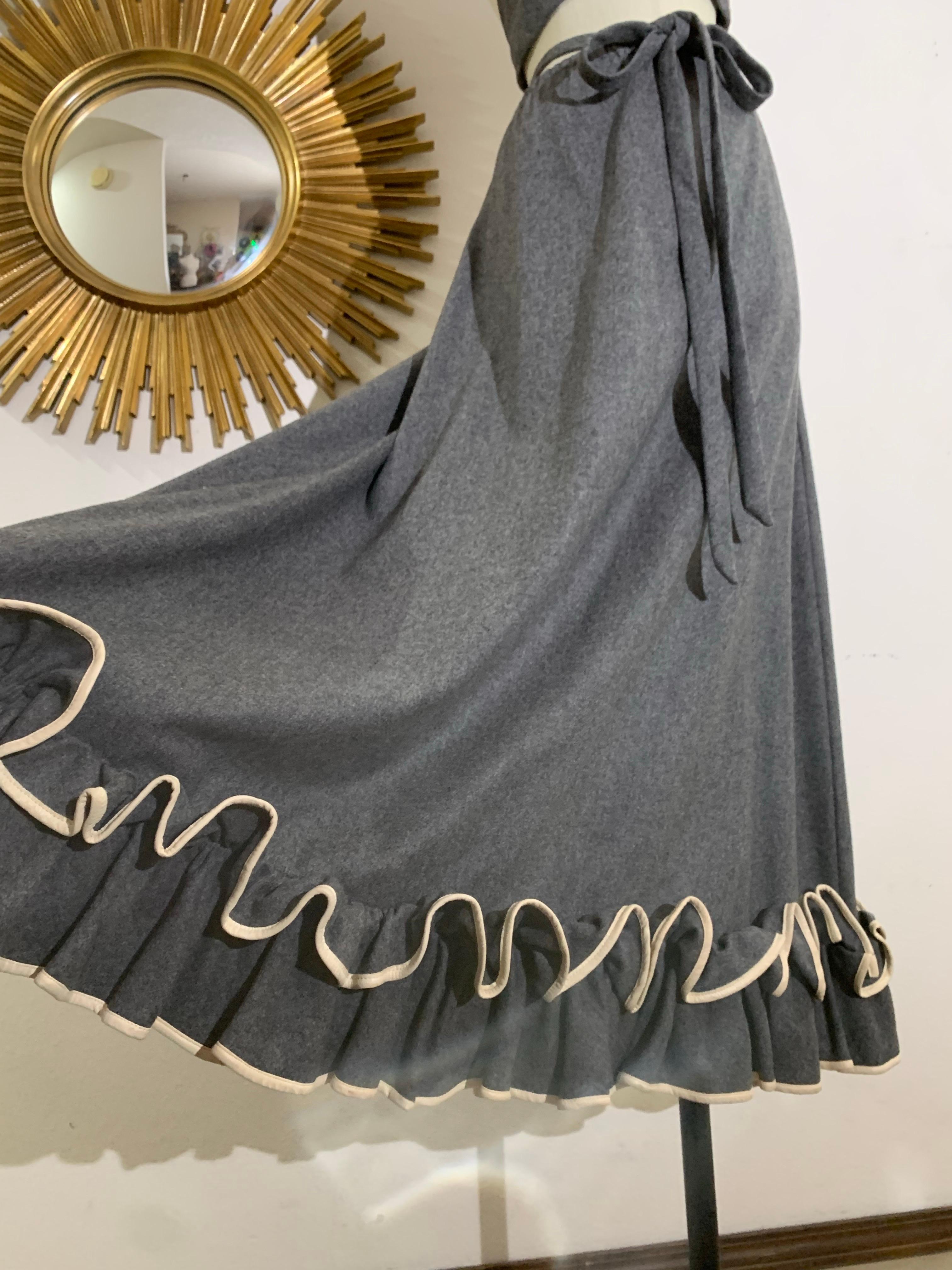 1970s Anne Fogarty Grey Wool Flannel Ruffled Halter Crop Top & Maxi Skirt For Sale 11