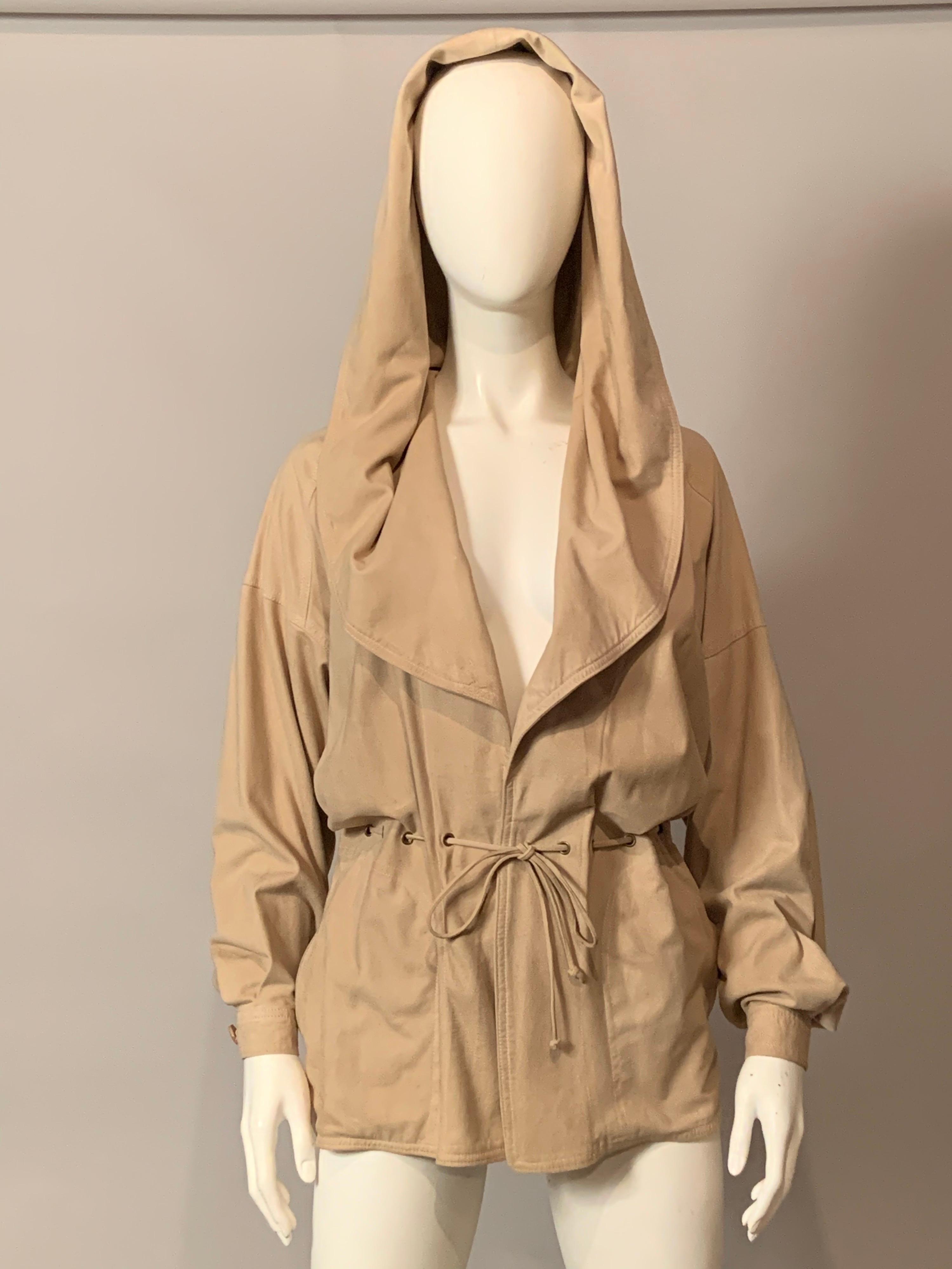 Women's 1970's Anne Klein Pale Beige Chamois Suede Jacket with Hood 