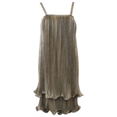 Vintage 1970s Anonymous Gold Pleated Flapper Style Cocktail dress