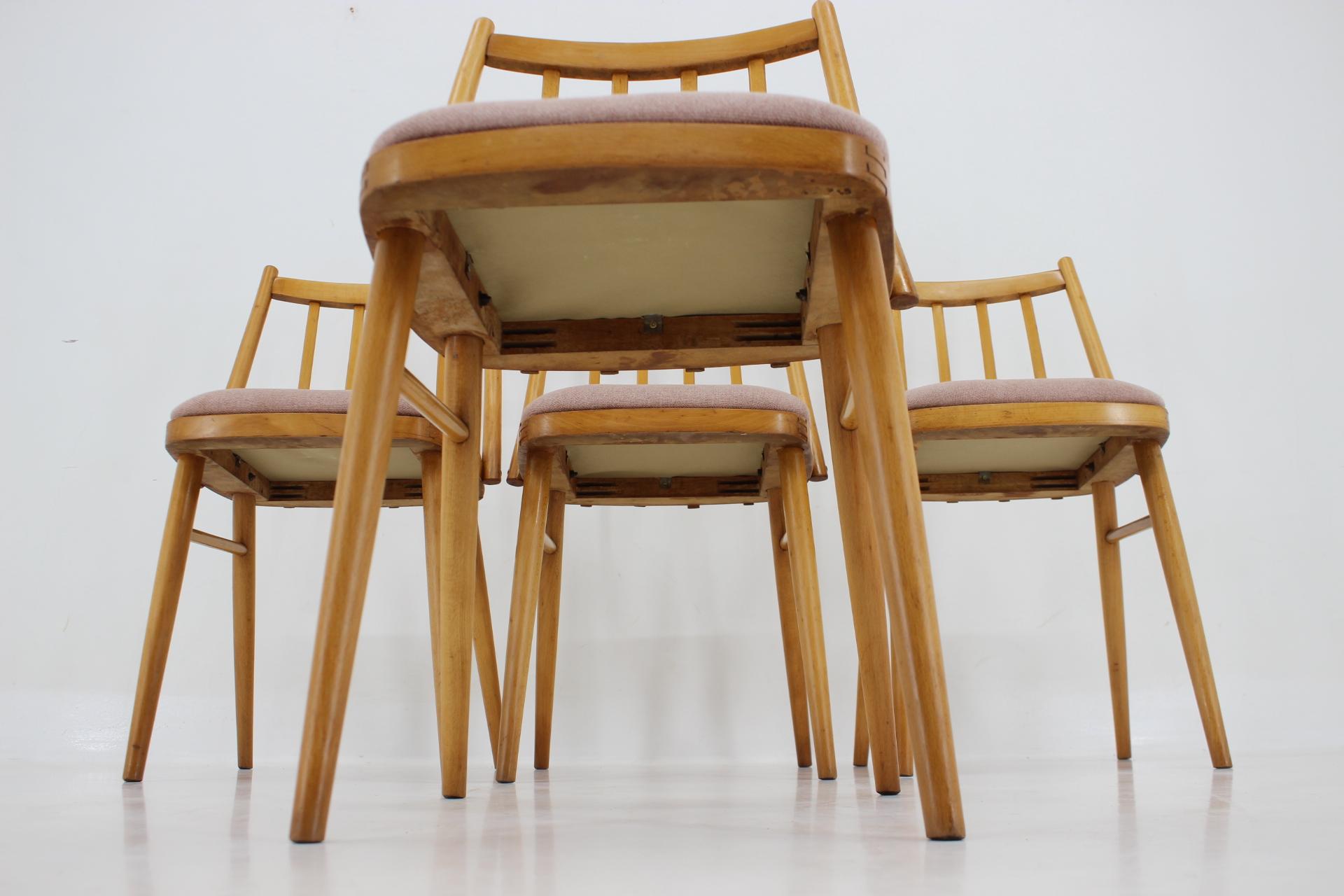 Chaises de salle à manger en hêtre Antonin Suman, série de 4, 1970 en vente 6