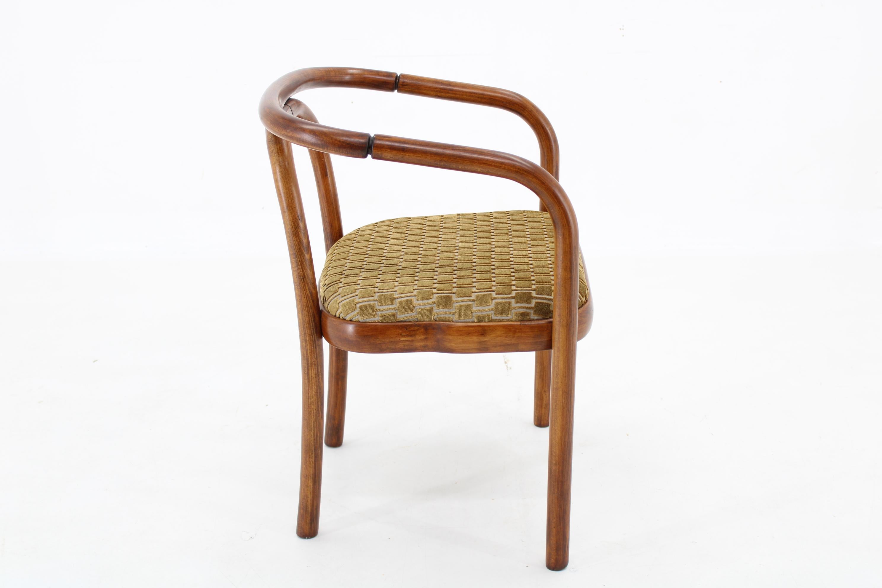 1970s Antonin Suman Chair by TON in Kirkby Fabric  For Sale 3