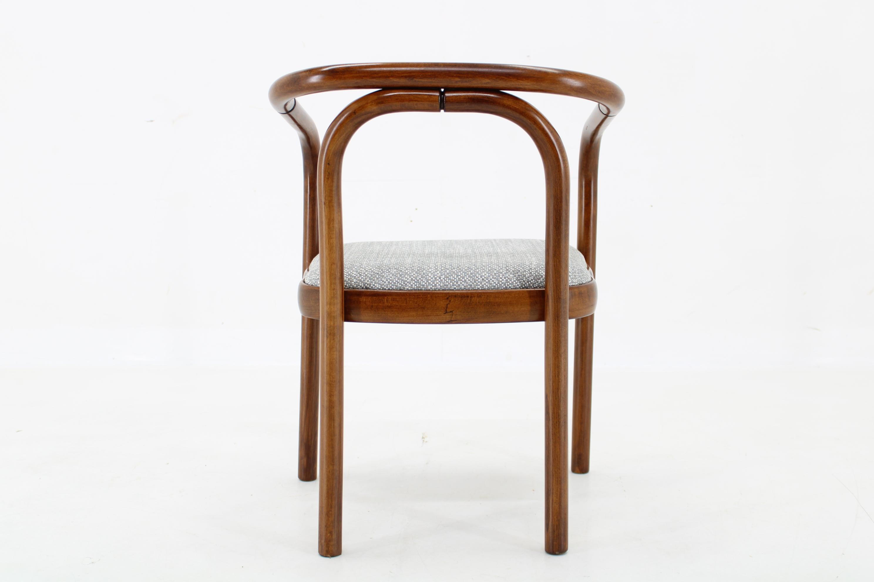 1970s Antonin Suman Chair by TON in Zinc Fabric  In Good Condition For Sale In Praha, CZ
