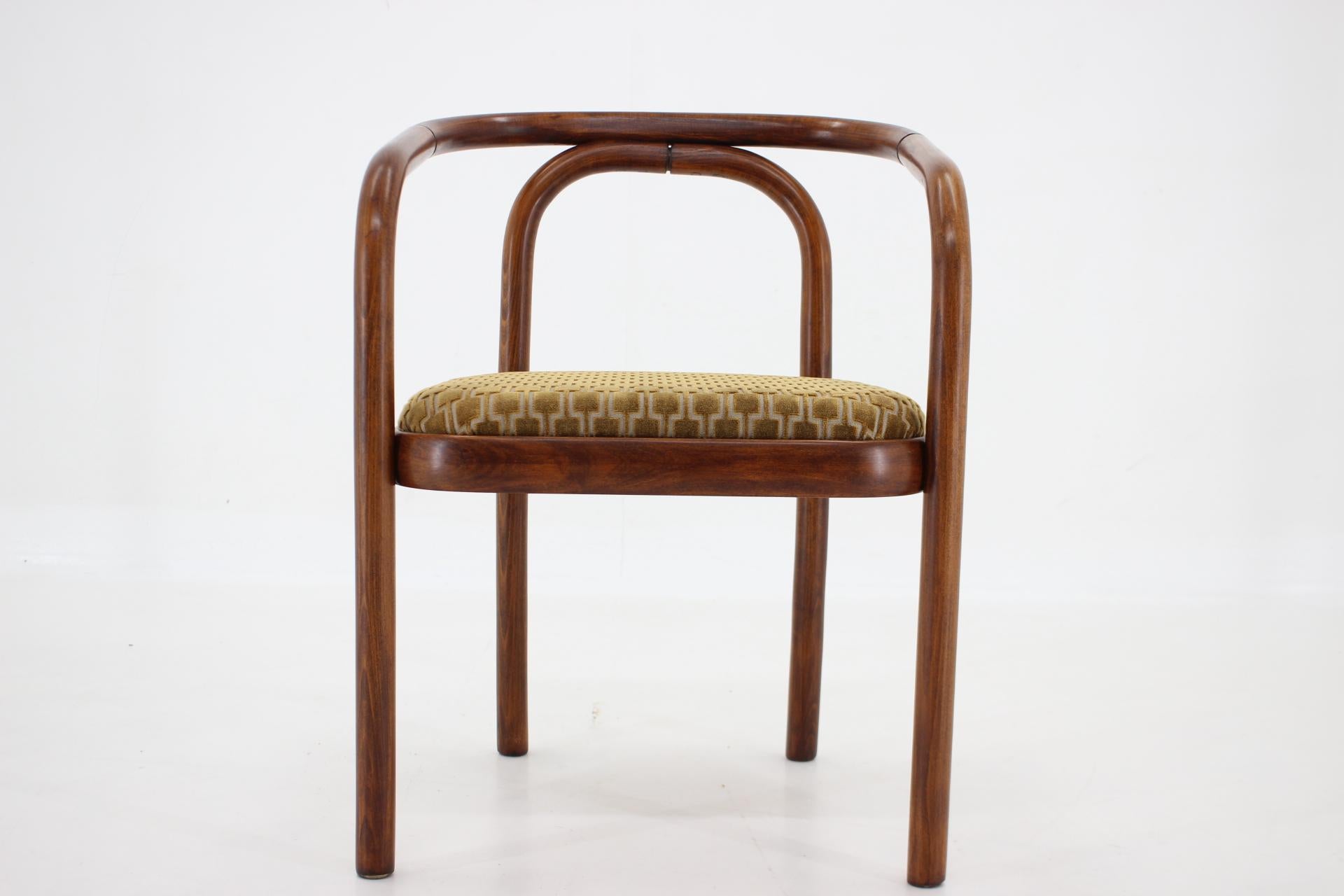 1970s Antonin Suman Dining Chair by TON in Kirkby Fabric In Good Condition In Praha, CZ