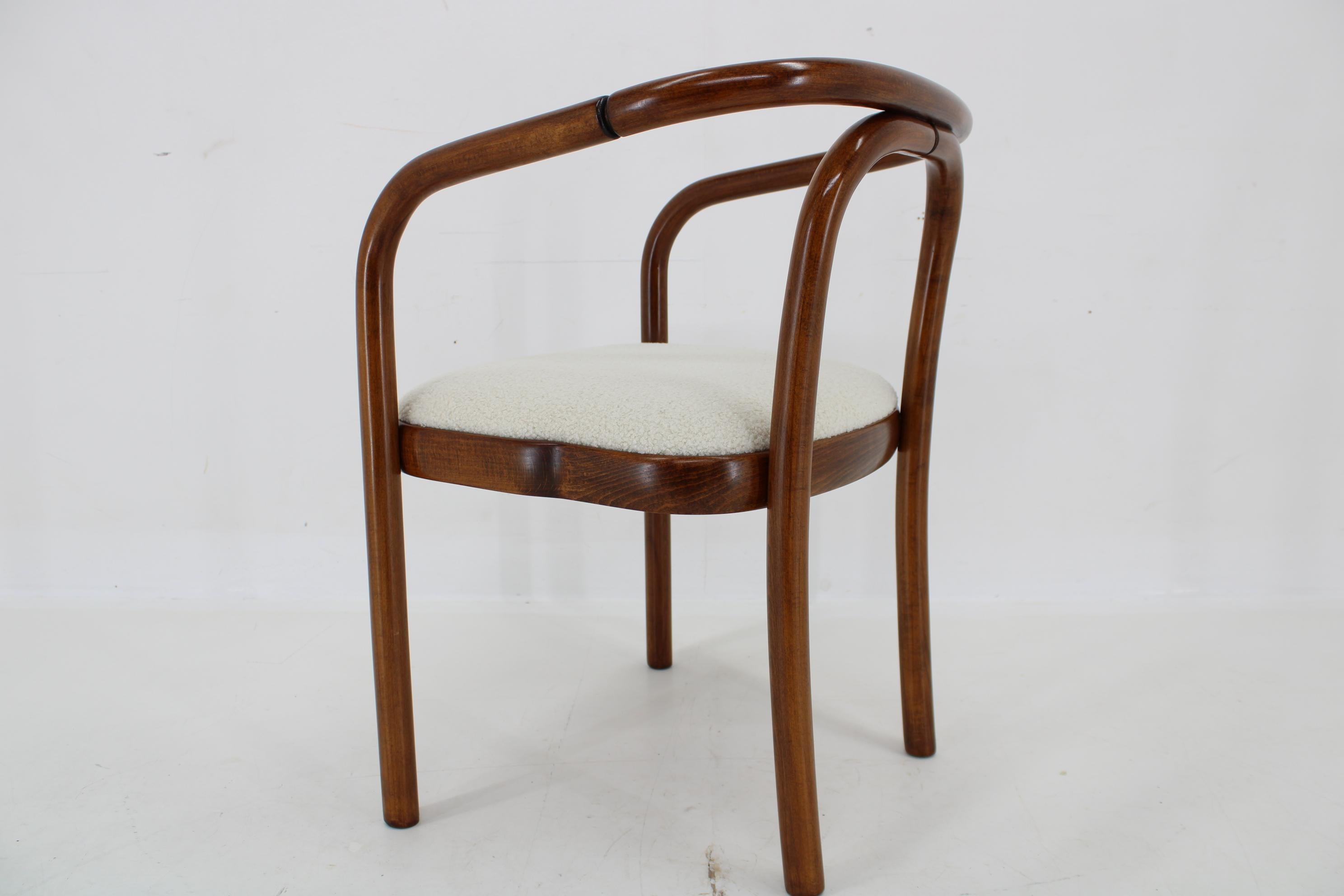 1970s Antonin Suman Set of Four Dining Chair by TON For Sale 7