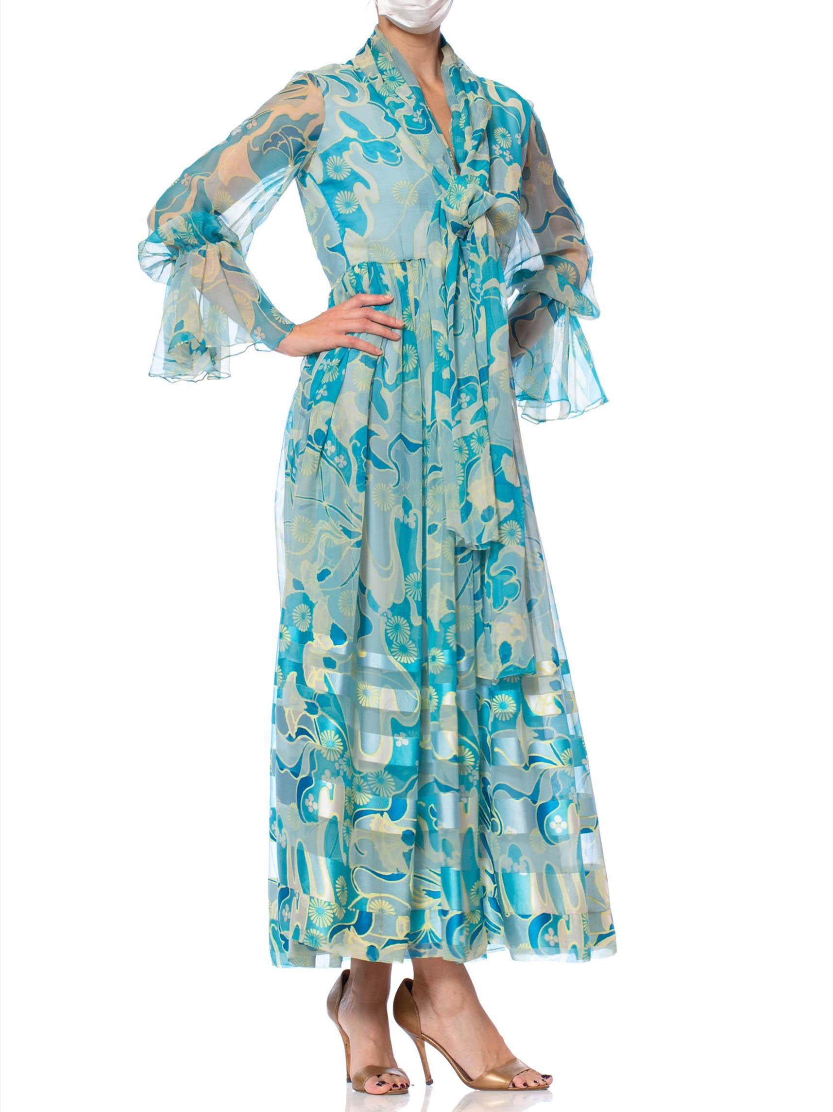 1970S Aqua Blau Floral Seide Chiffon Kleid mit angehängtem Schal 7