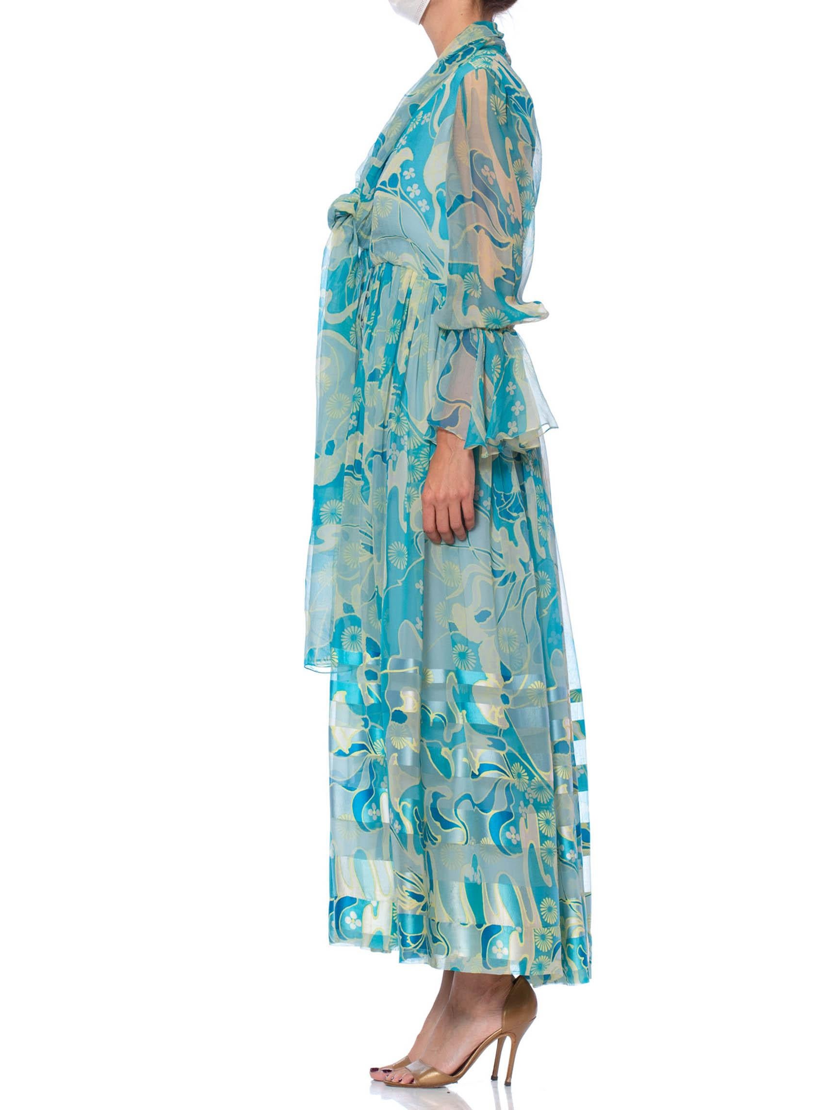 1970S Aqua Blau Floral Seide Chiffon Kleid mit angehängtem Schal Damen