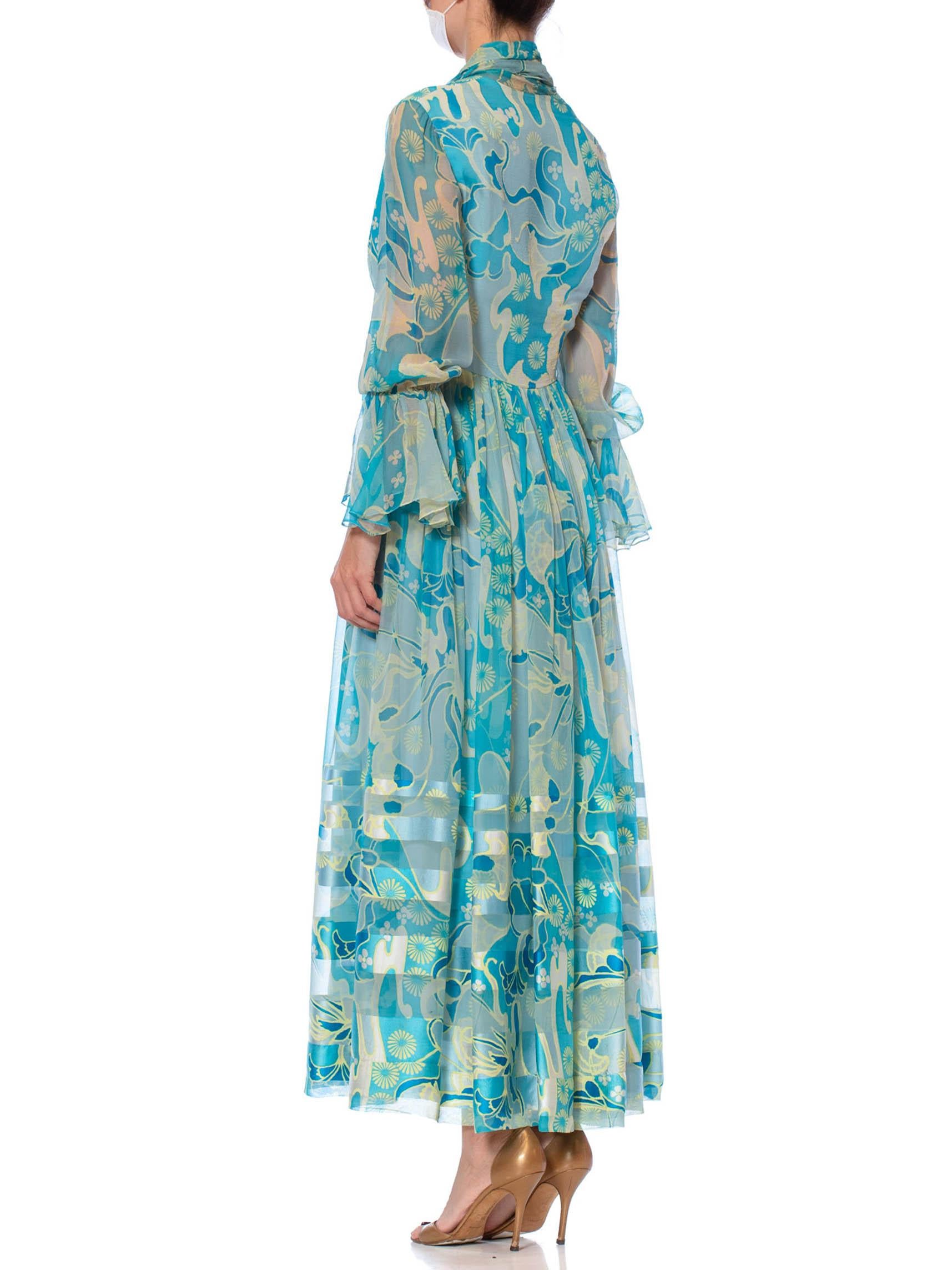 1970S Aqua Blau Floral Seide Chiffon Kleid mit angehängtem Schal 5