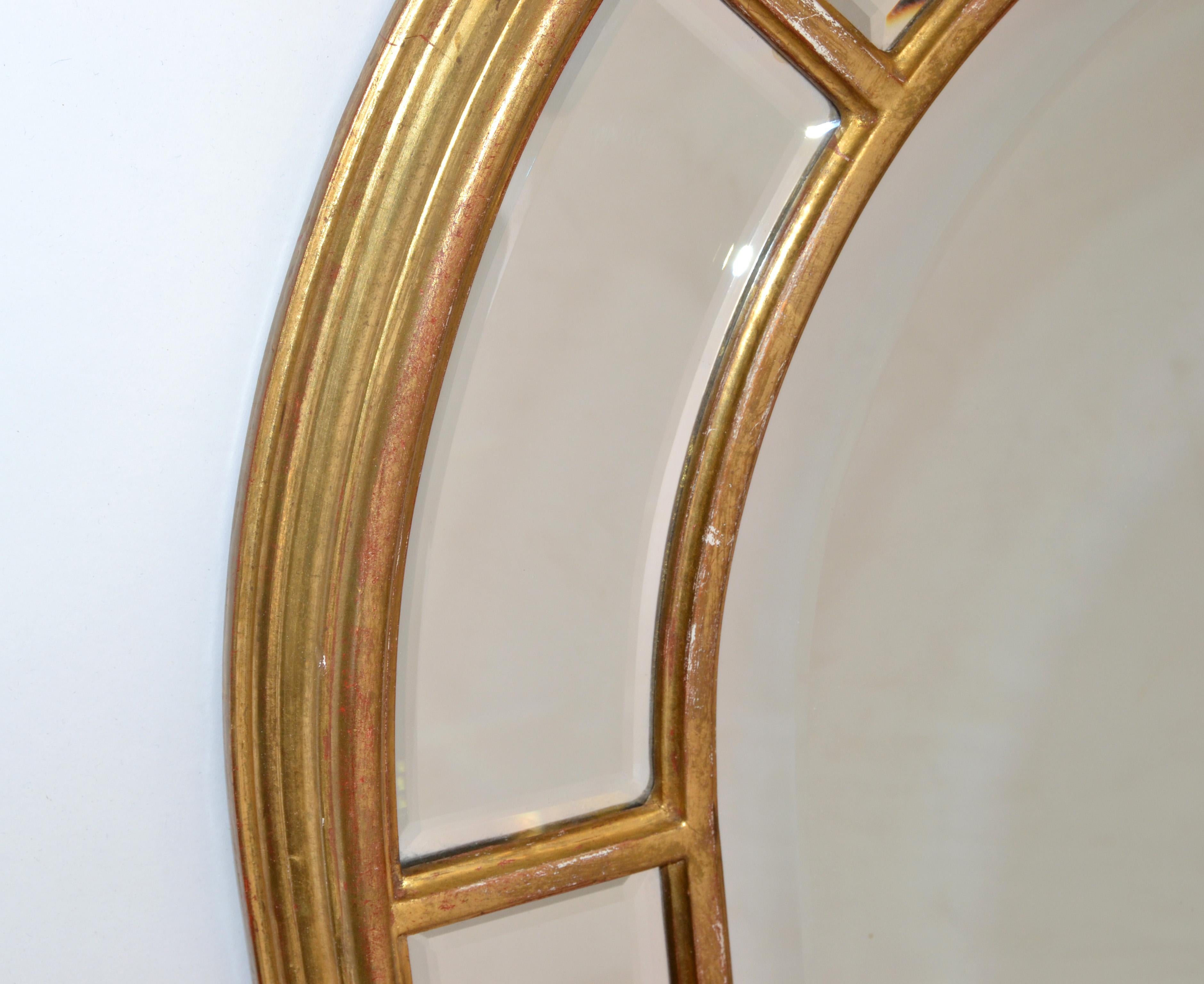 1970s Arch Shaped Italian Firenze Beveled Glass Wall Mirror with Gilt Wood Frame For Sale 4