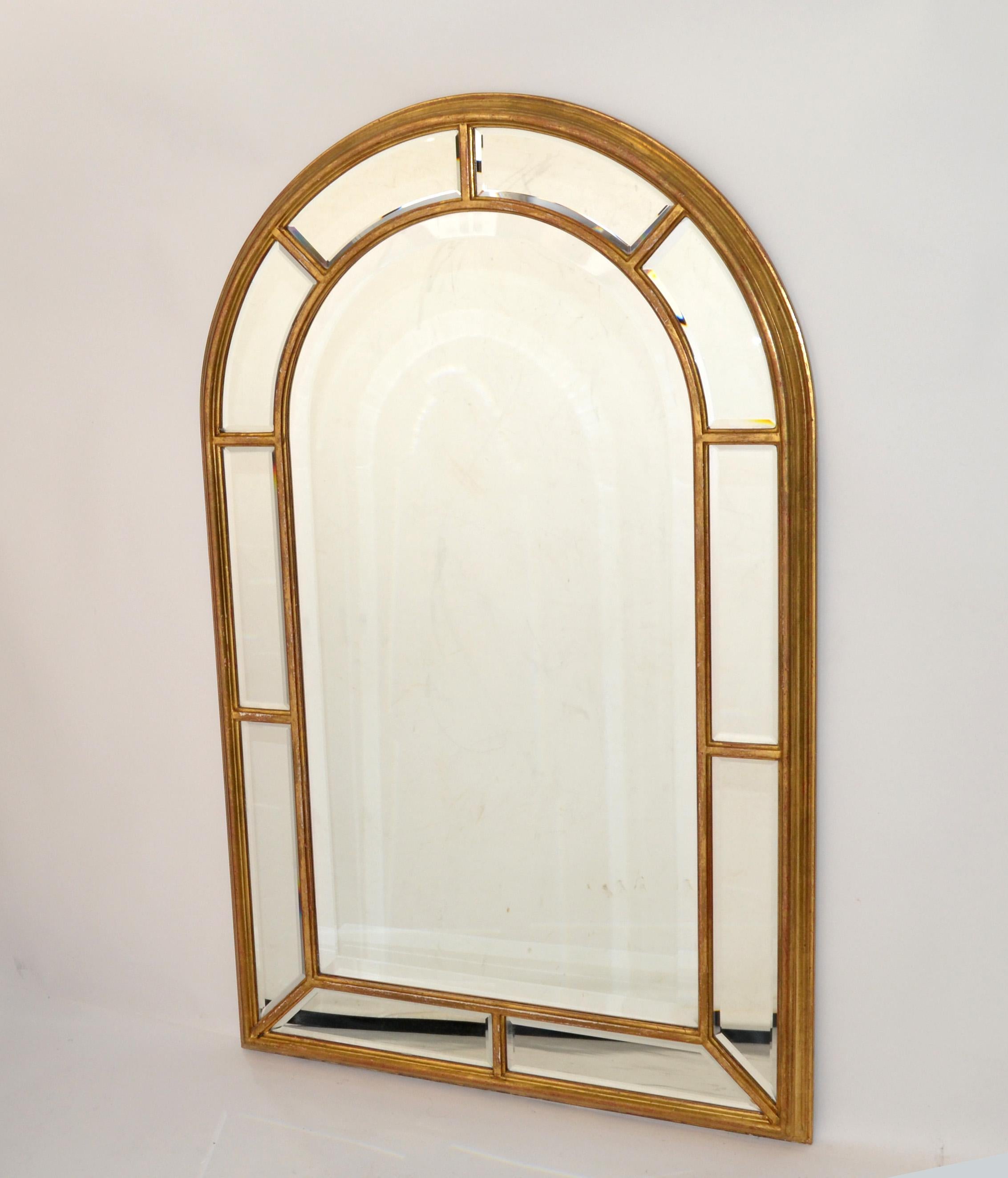 Hand-Crafted 1970s Arch Shaped Italian Firenze Beveled Glass Wall Mirror with Gilt Wood Frame For Sale