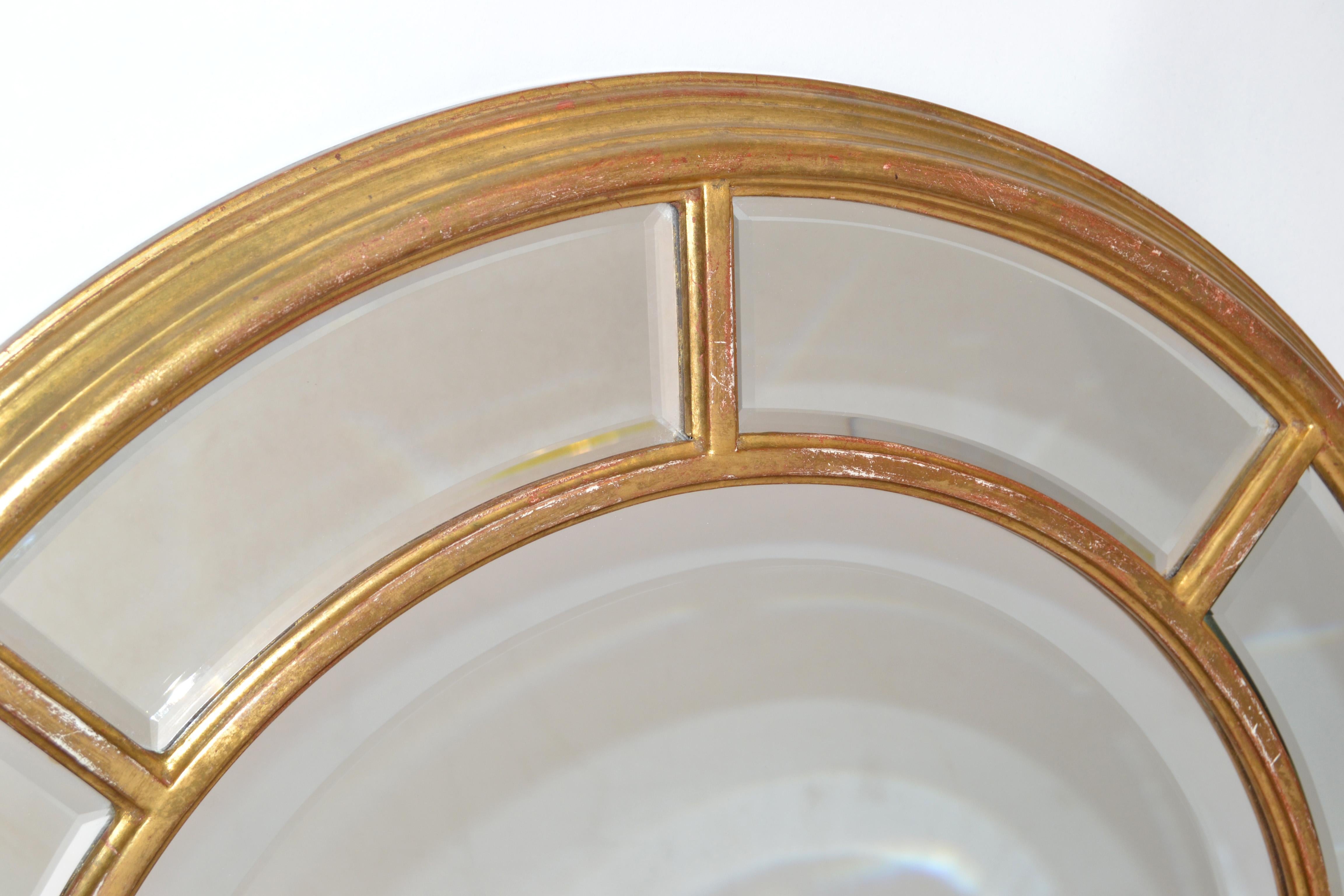 1970s Arch Shaped Italian Firenze Beveled Glass Wall Mirror with Gilt Wood Frame For Sale 2