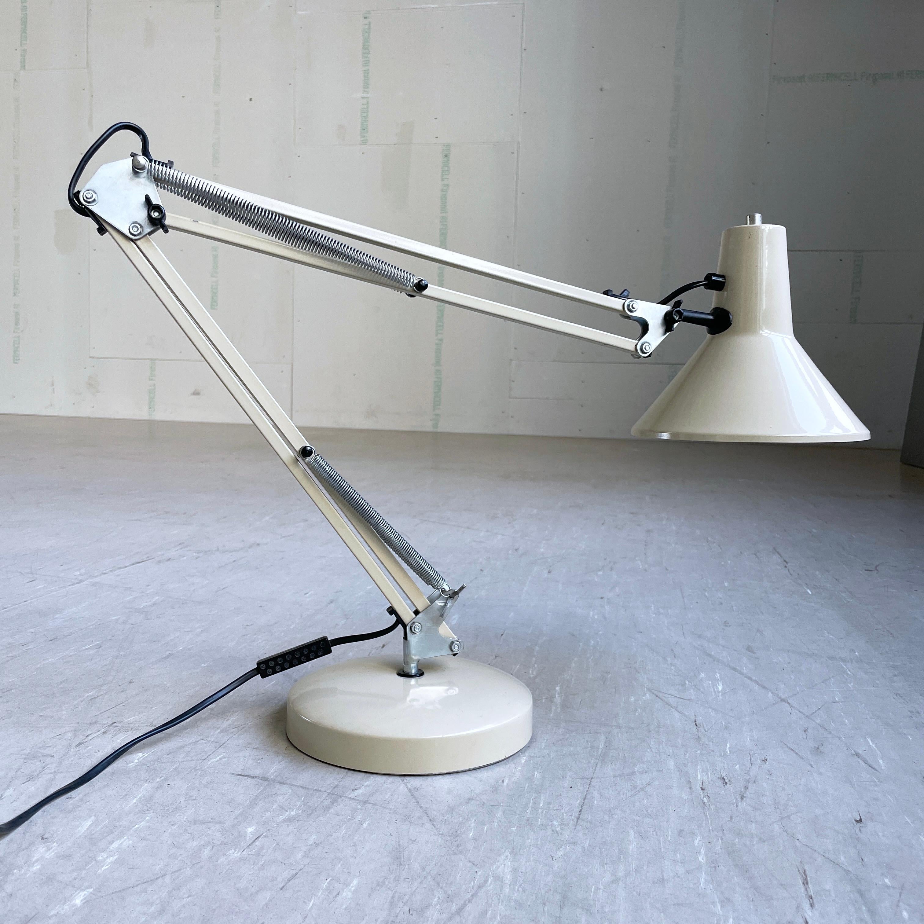 Lampe de bureau pour architectes des années 1970 en vente 8
