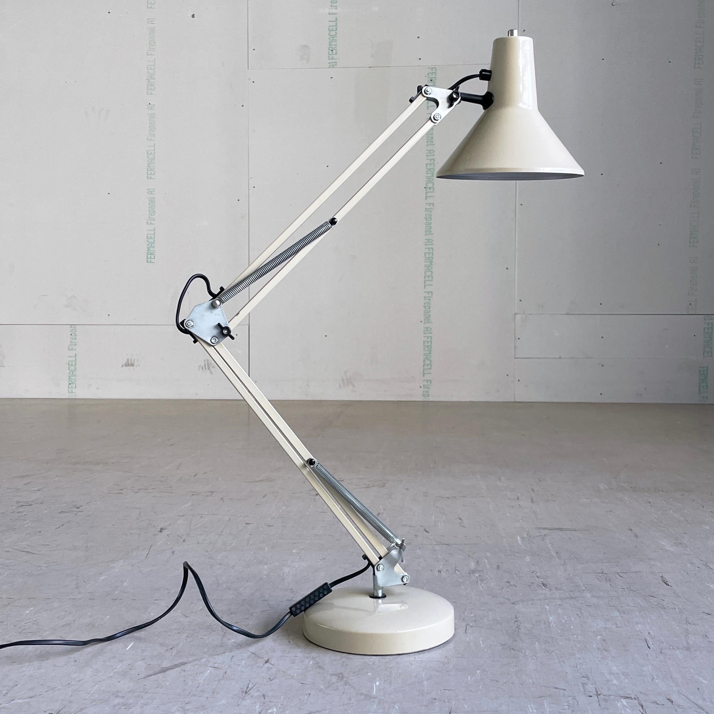 Suisse Lampe de bureau pour architectes des années 1970 en vente