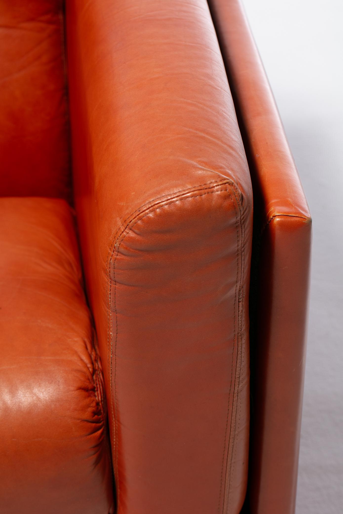 1970s Architectural Mid Century Modern Club Chairs in Cognac Leather For Sale 4