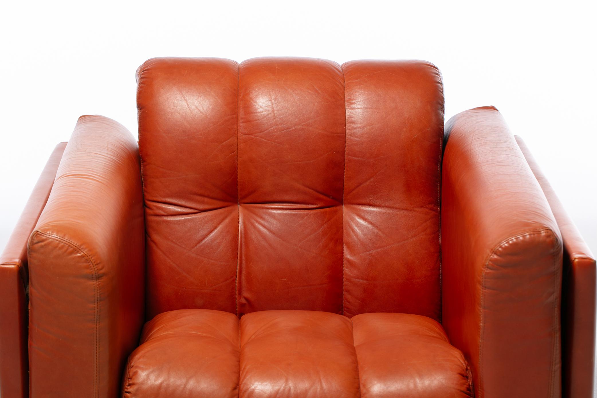 1970s Architectural Mid Century Modern Club Chairs in Cognac Leather For Sale 2