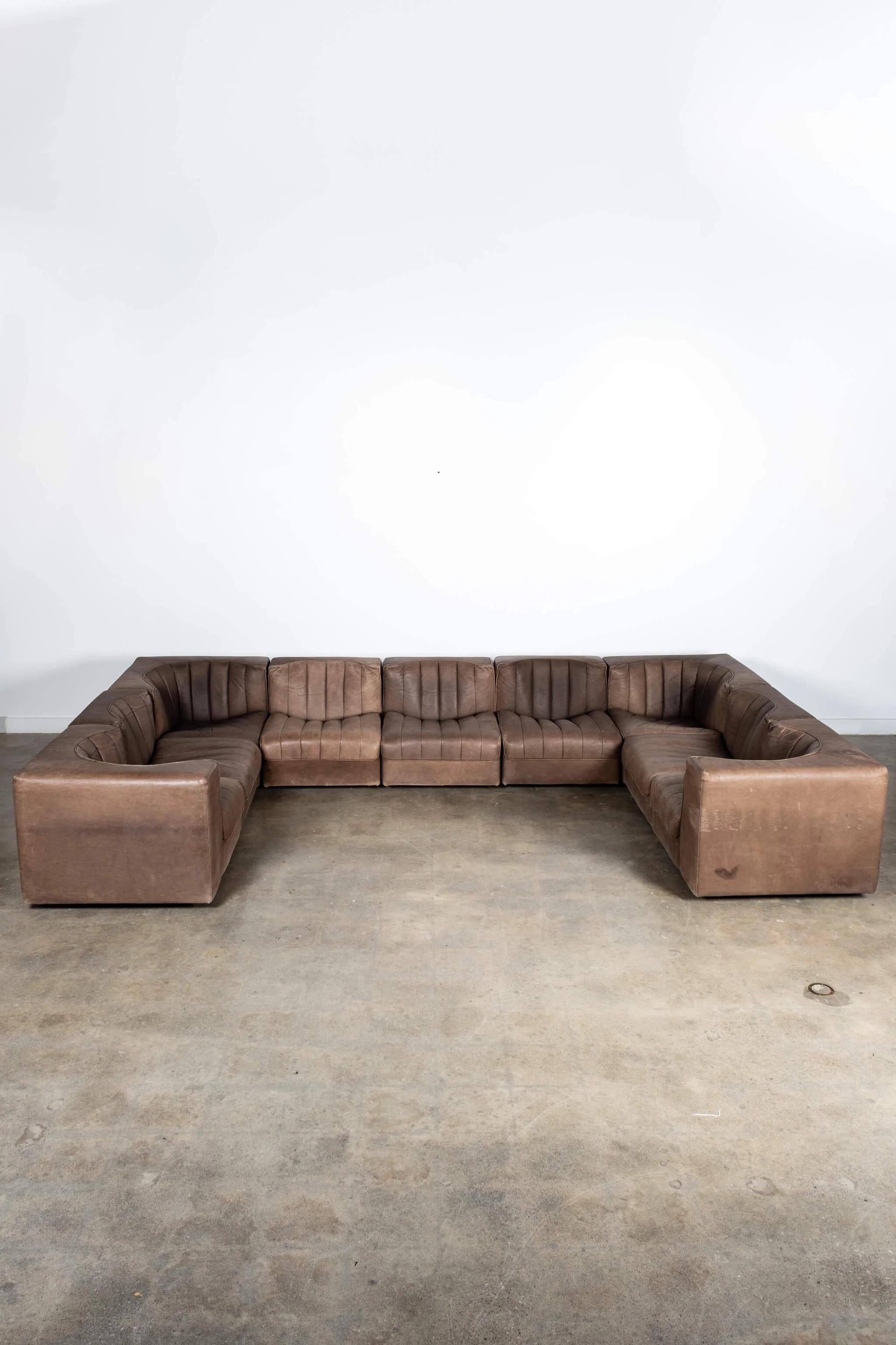 Italian 1970s Arflex 'Model 9000' Leather Sectional Sofa by Tito Agnoli For Sale