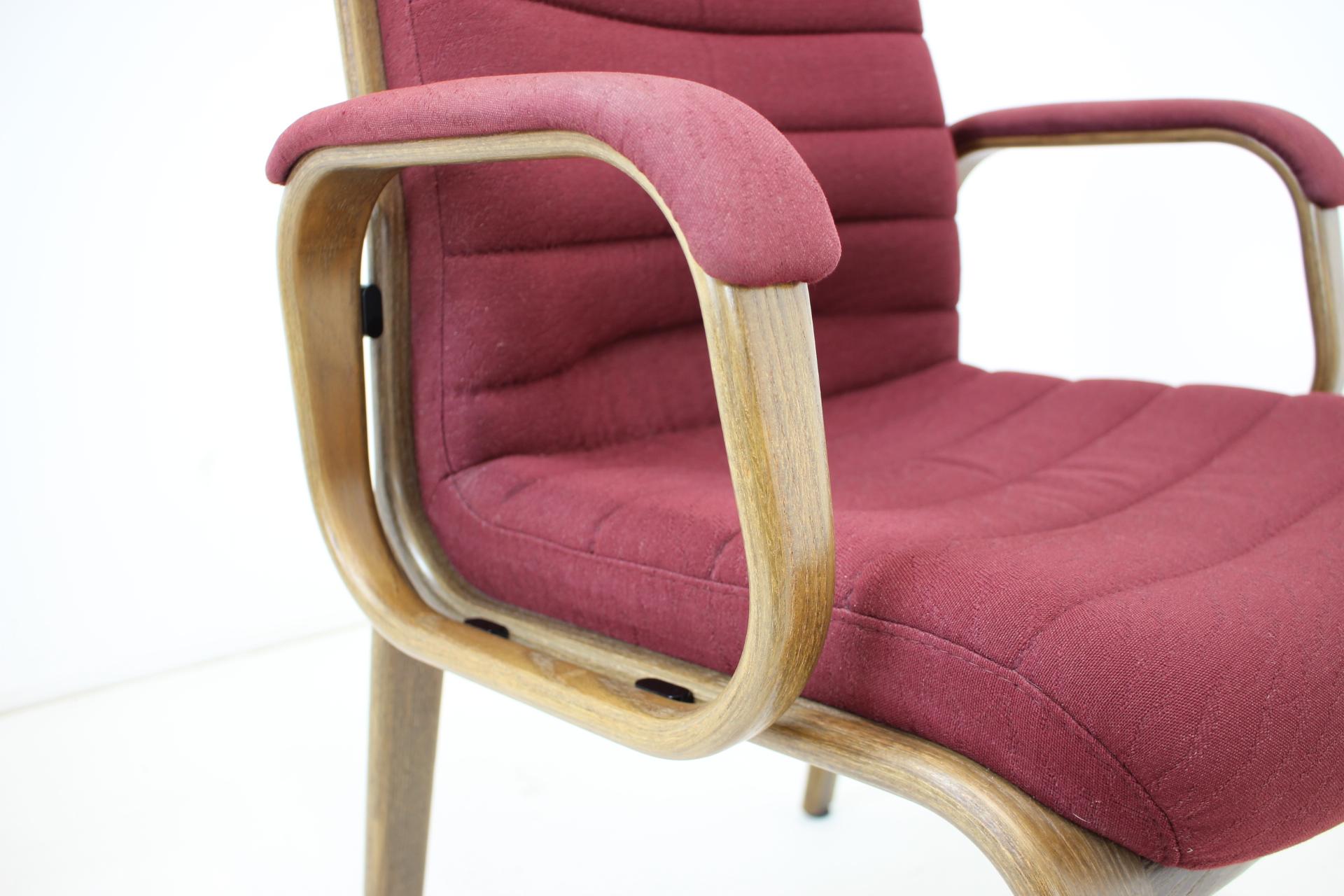 Fabric 1970s Armchair by Albert Stoll for Giroflex, Switzerland For Sale