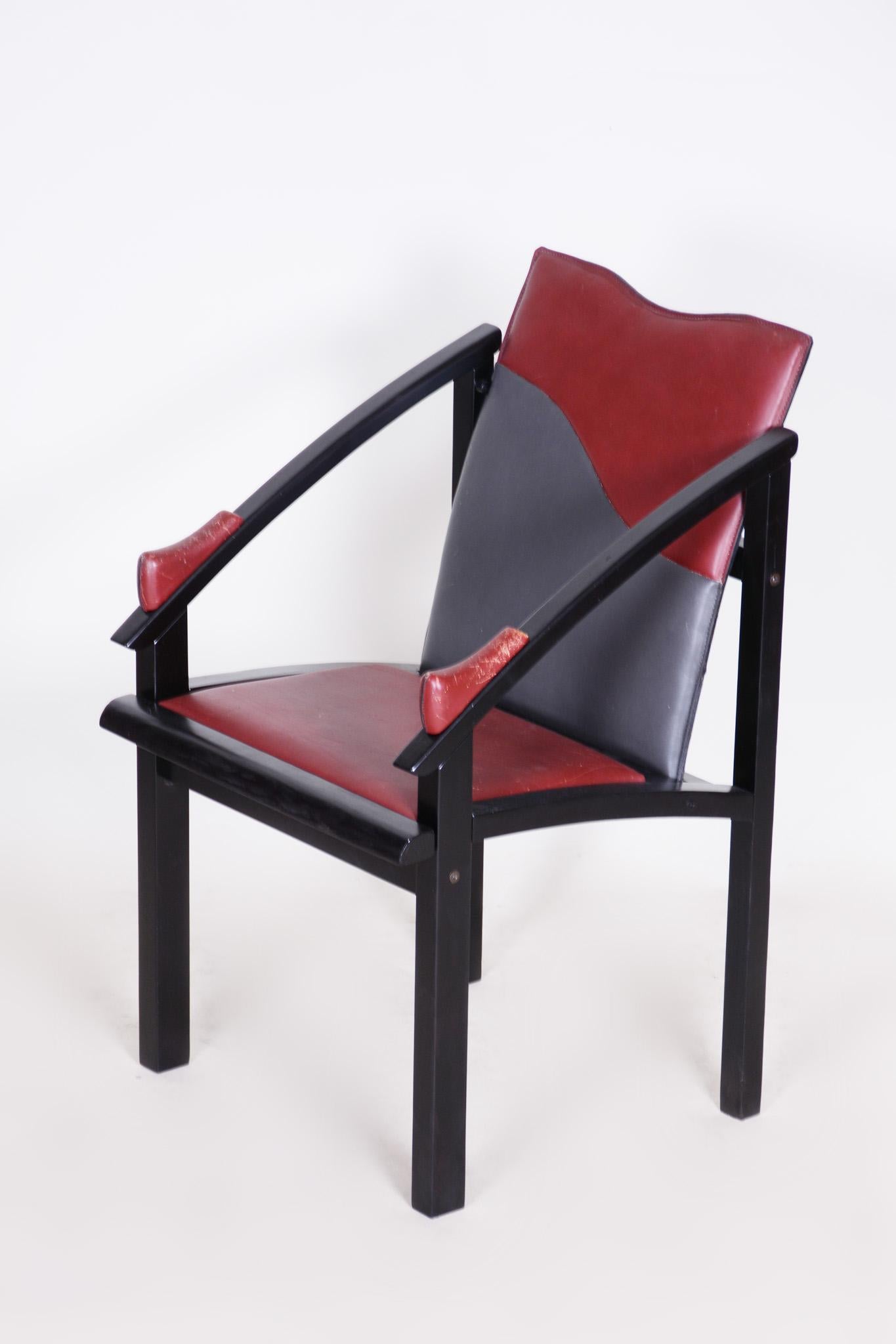 20th Century 1970s Armchair Made in Europe, Made Out of Lacquered Wood and Leather, Original For Sale