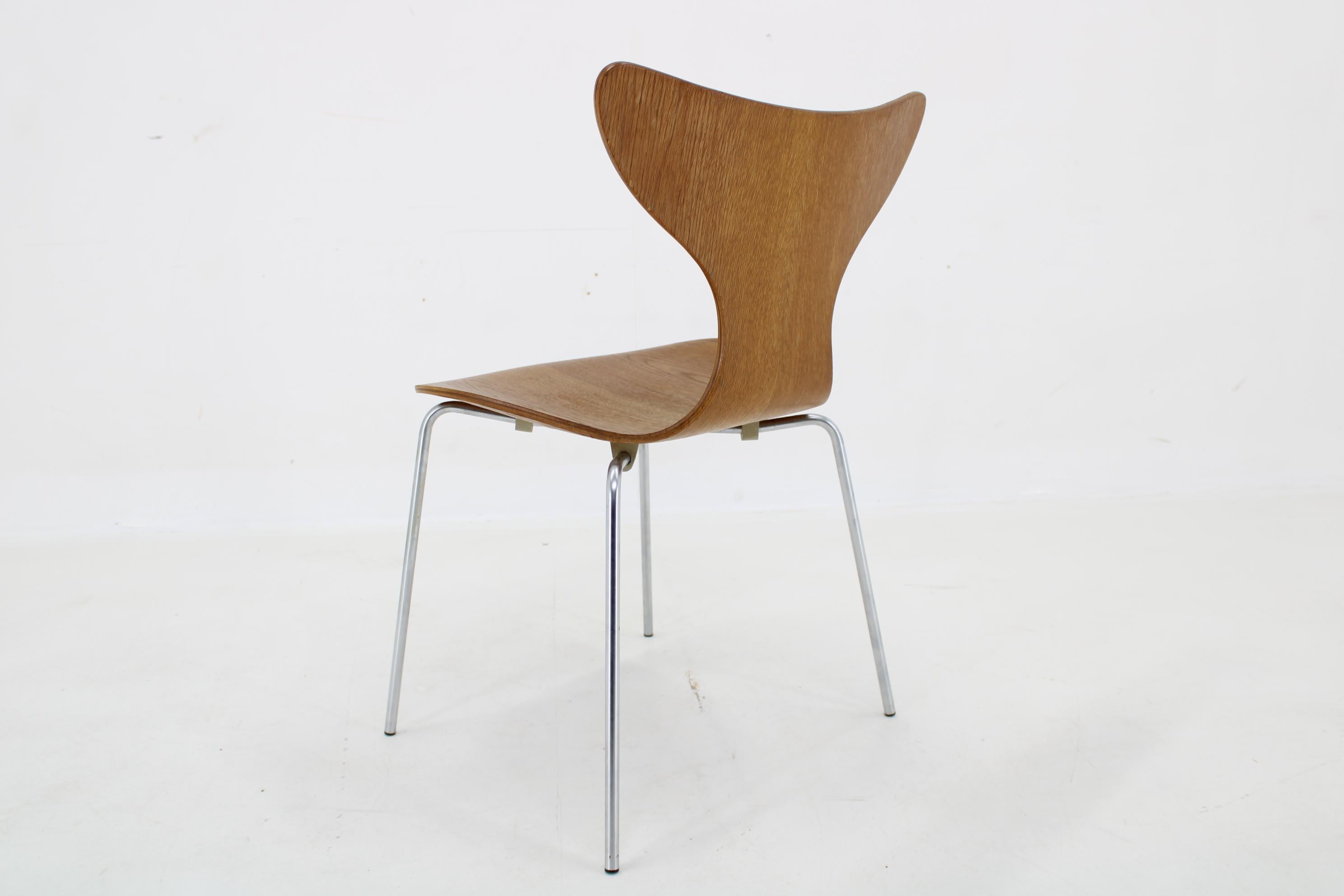 1970s Arne Jacobsen Set of Six Lily Chairs in Oak by Fritz Hansen, Denmark For Sale 6